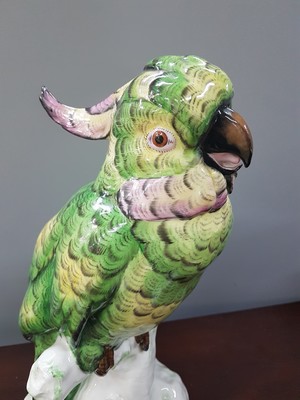 26781196k - Very large parrot, designed by M. Hartung, 20th century, porcelain, number. 3861, polychrome painted, height approx. 41 cm