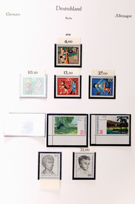 Image Briefmarkensammlung, Berlin, 1948-90, komplett, Michel 1-879, geprüft: 1-34 und ...