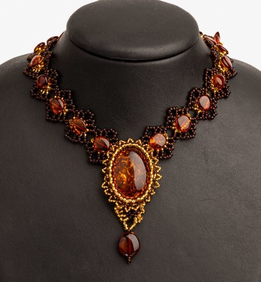 Image 26781315 - Luxury wide amber necklace