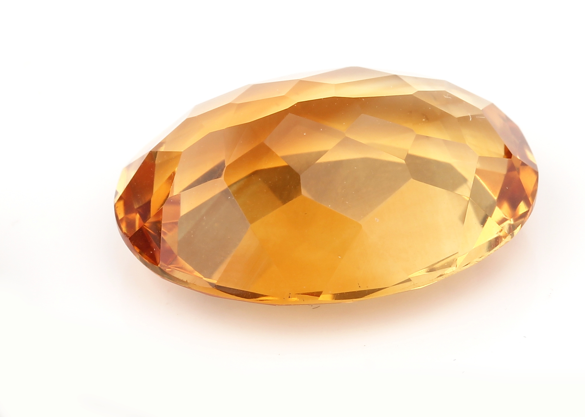 Detail b: Lot lose Citrine zus. ca. 634.0 ct, versch. Größen und Schliffformen