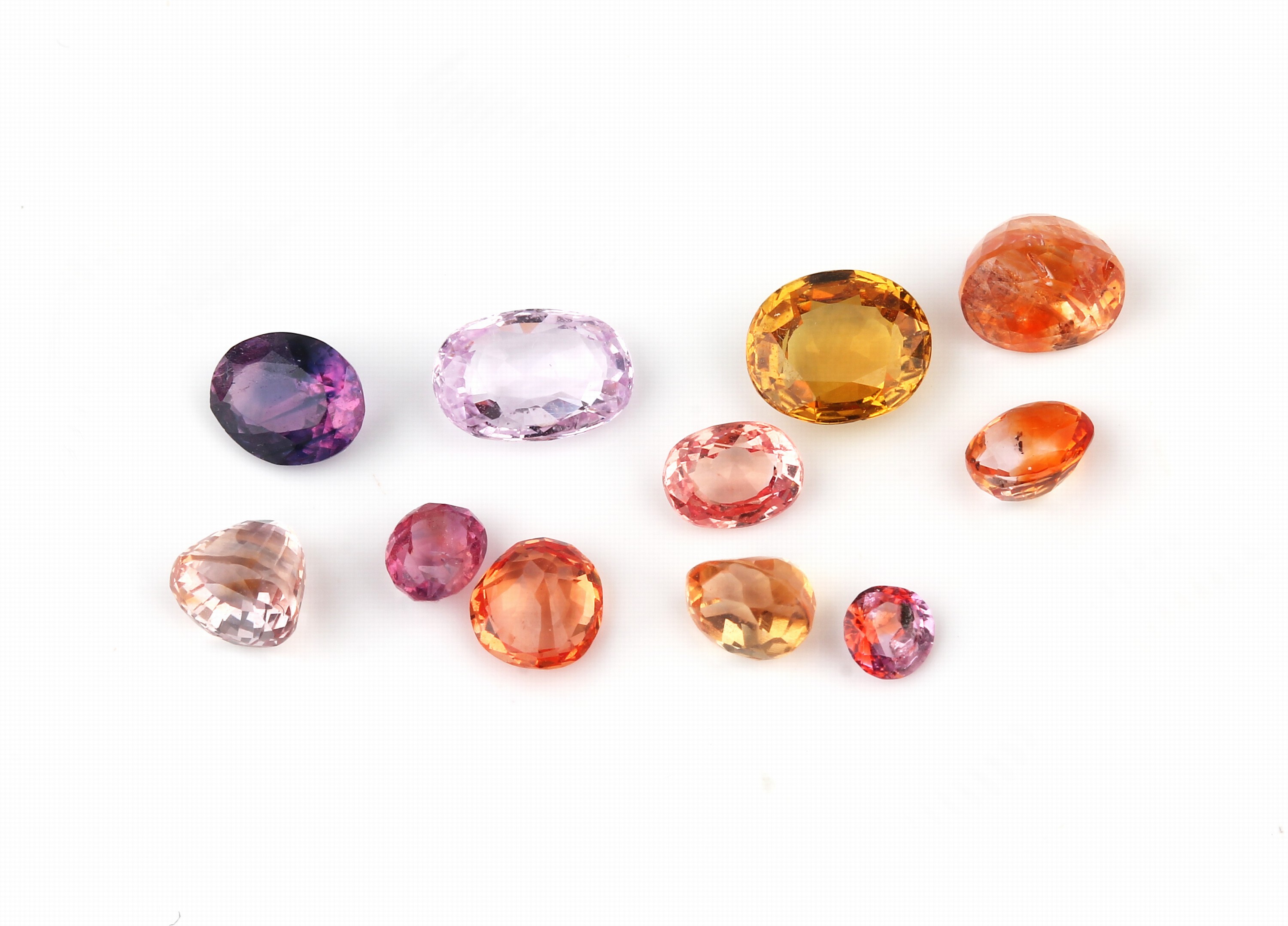Lot lose Saphire zus. ca. 6.64 ct, ovalfacett., versch. Farben