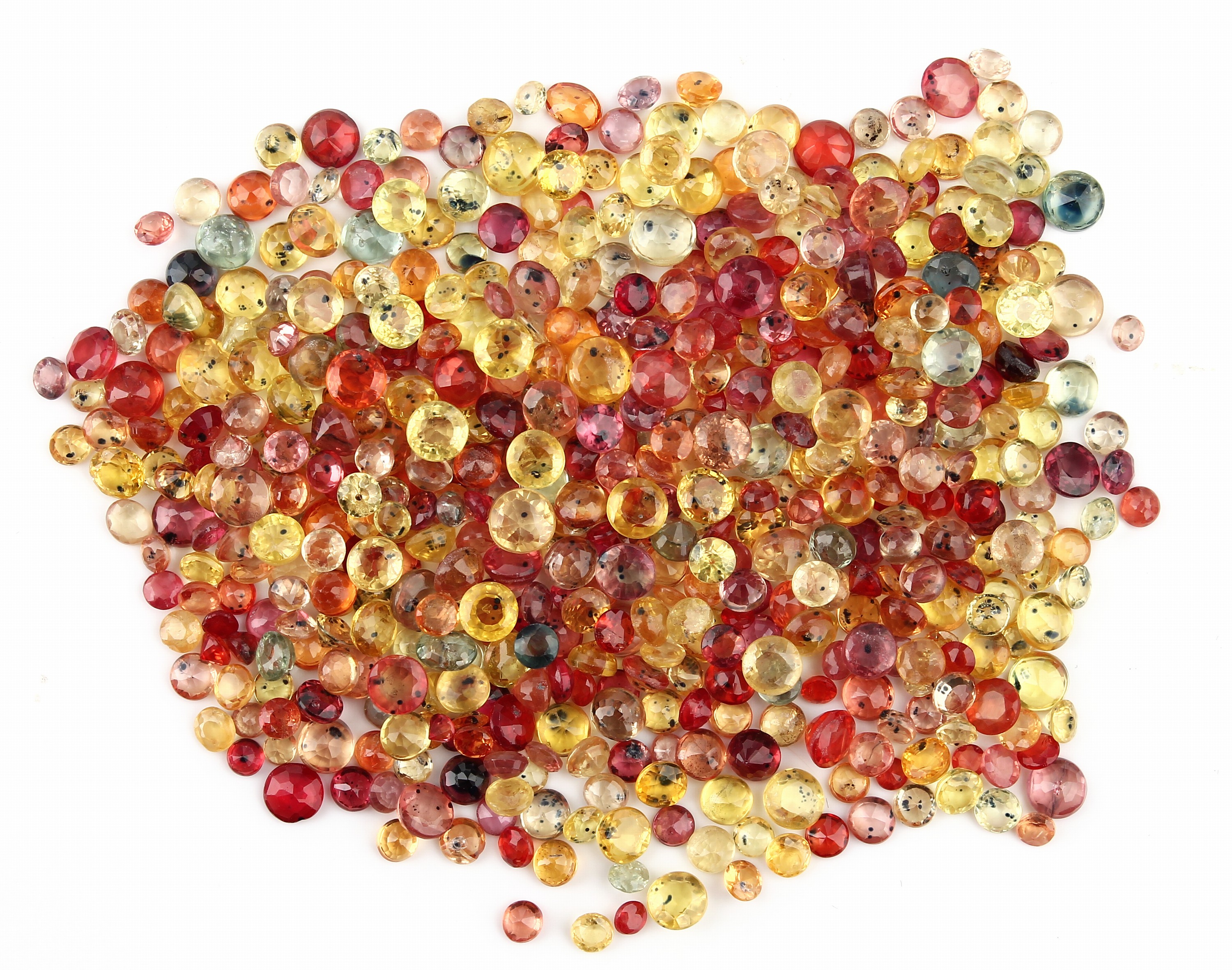 Lot lose Saphire zus. ca. 100.0 ct, rundfacett., versch. Farben