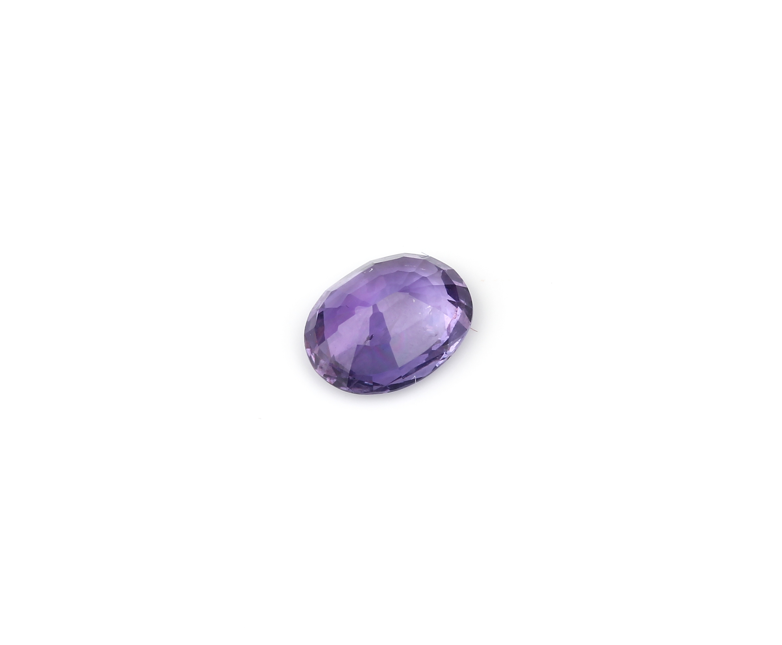 Detail a: Loser violetter ovalfacett. Saphir ca. 1.83 ct