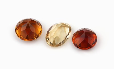 26781905b - Lot loose citrines total approx. 423.0 ct
