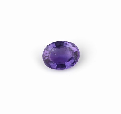 Image 26781980 - Loose violet oval bevelled sapphire approx. 1.83 ct