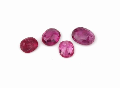 26781981a - Lot 4 loose oval bevelled rubies