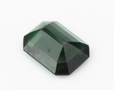 26781991a - Loser grüner Turmalin im Emerald Cut ca. 4.39 ct