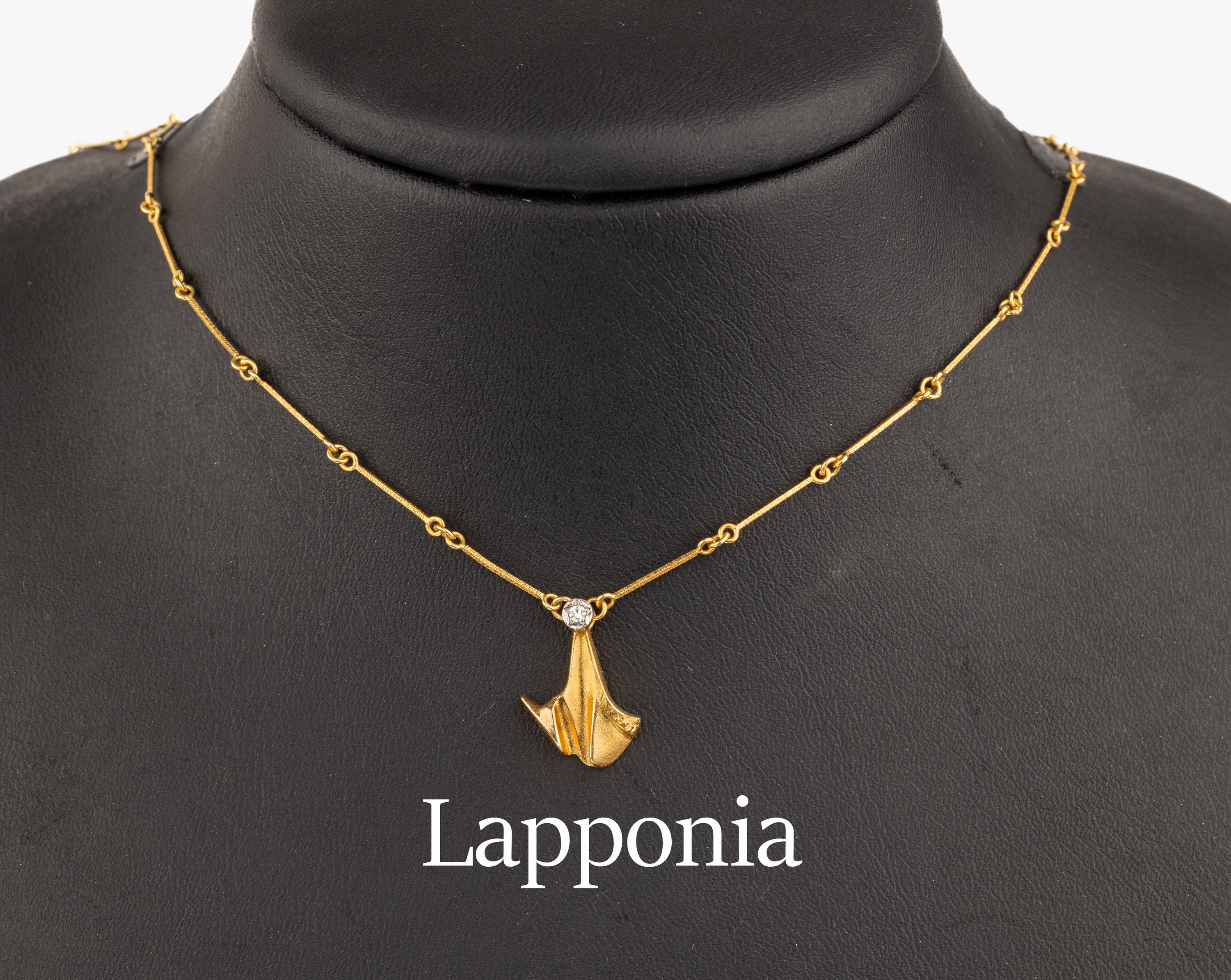 18 kt Gold LAPPONIA Collier, GG 750/000, Finnland, Jahresmarke unleserlich, typ. Design, Diamant ca. 0.02 ct Weiß/vs, L. ca. 41 cm