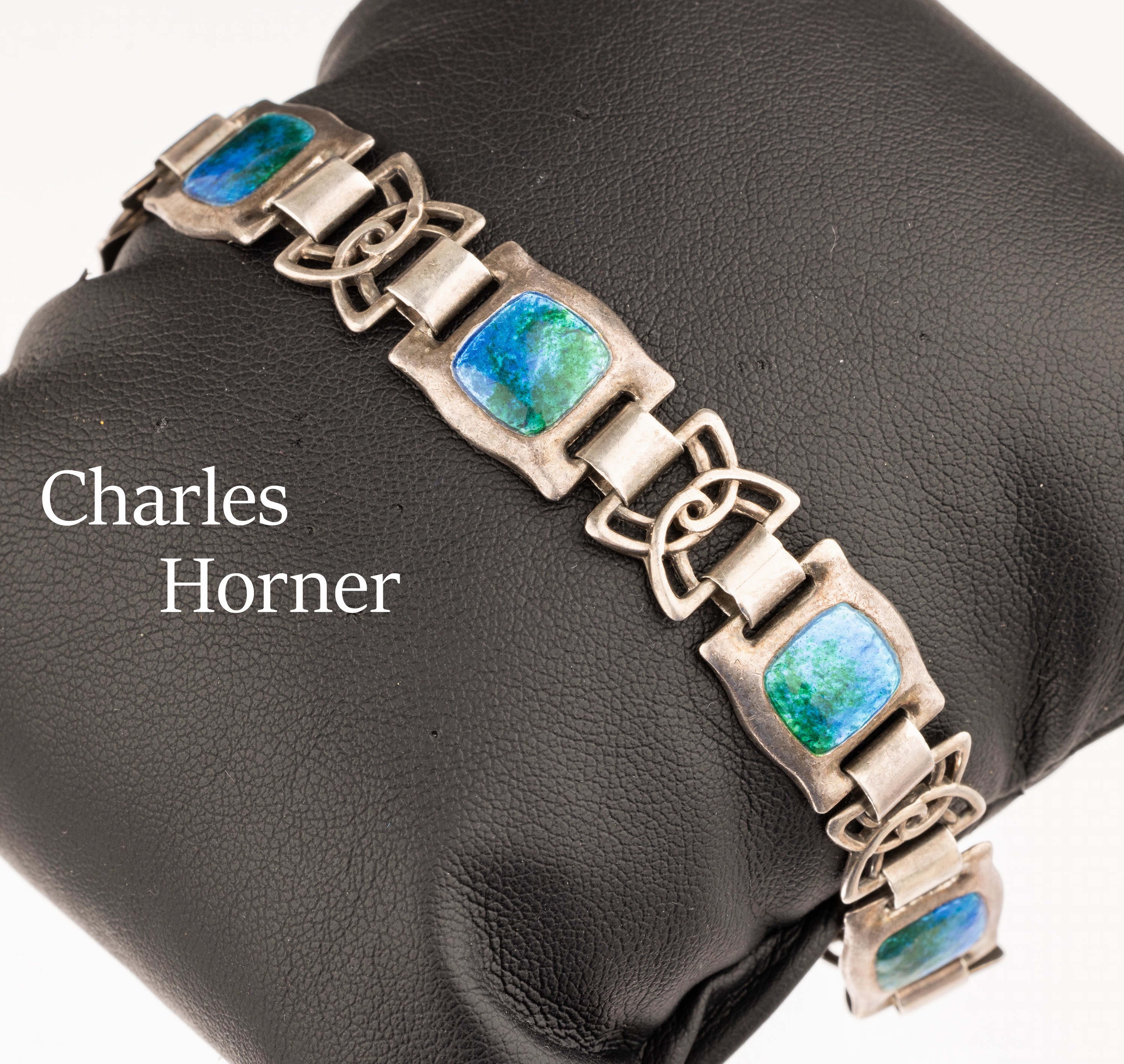 Armband mit Email, CHARLES HORNER, England Chester 1909 (Punze verschlagen), 925er Silber, blau-grün emaill., reiner Jugendstil, L. ca. 17 cm