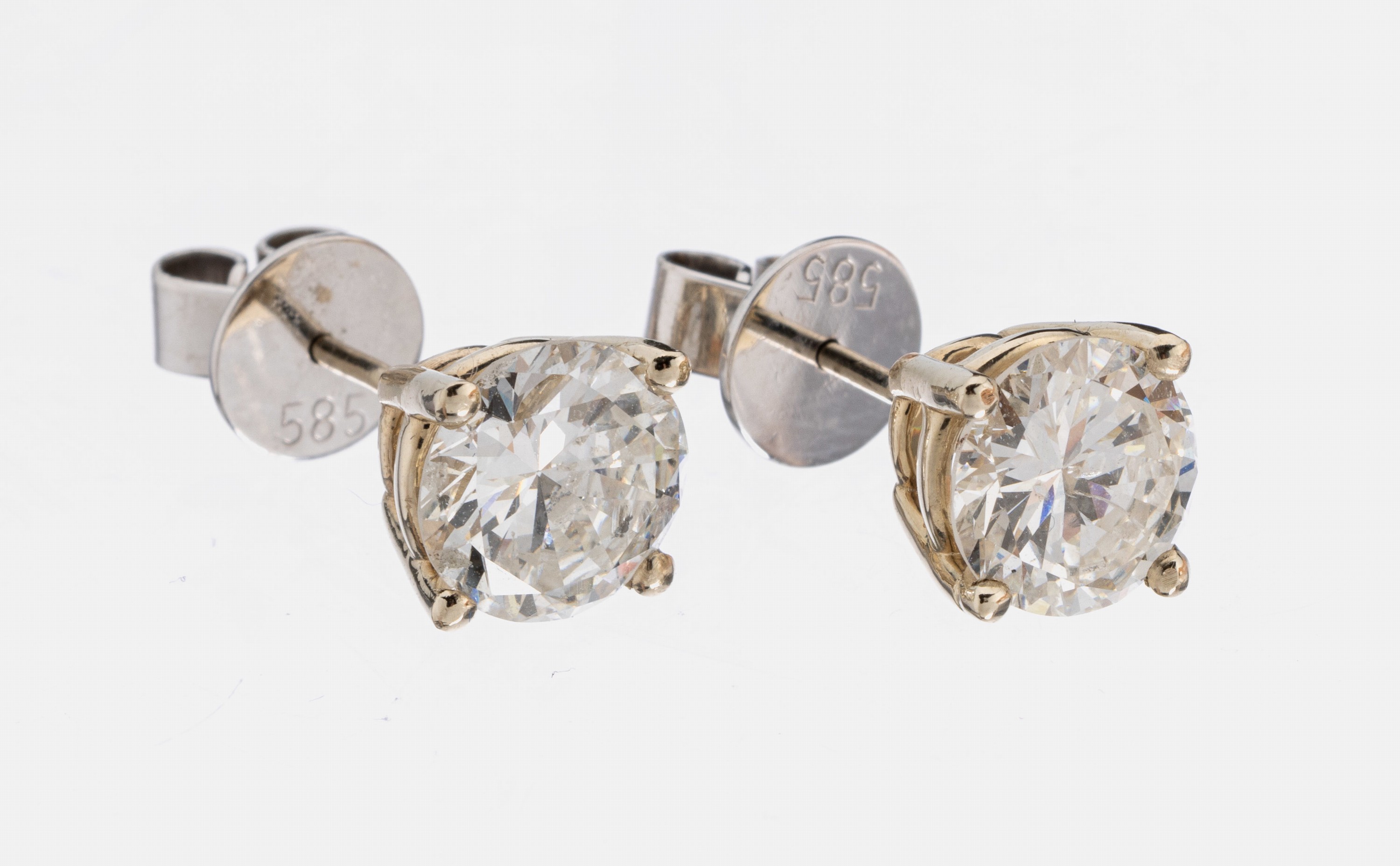 Paar 14 kt Gold Brillant-Ohrstecker, WG 585/000, 2 Brillanten zus. ca. 3.01 ct Weiß/si-p1