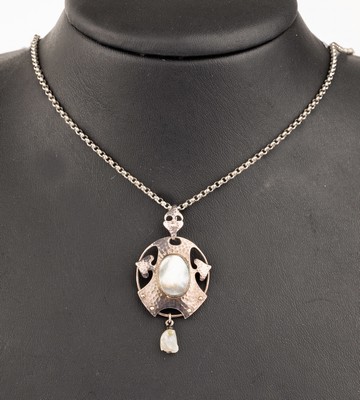 Image 26782039 - Art Nouveau pearl-pendant