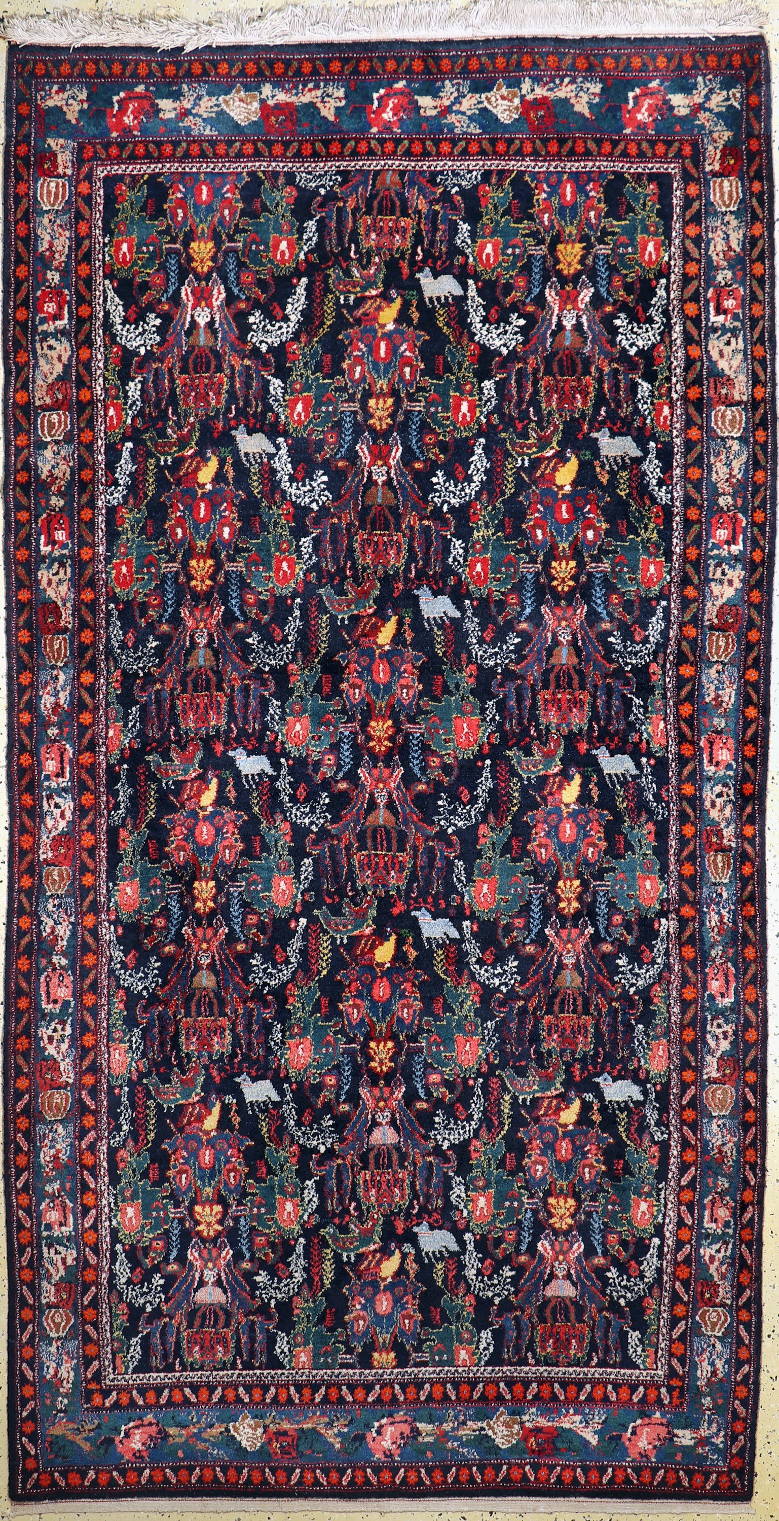 Seltener Senneh alt, Persien, Mitte 20.Jhd,Wolle auf Baumwolle, ca. 322 x 162 cm, EHZ: 1-2