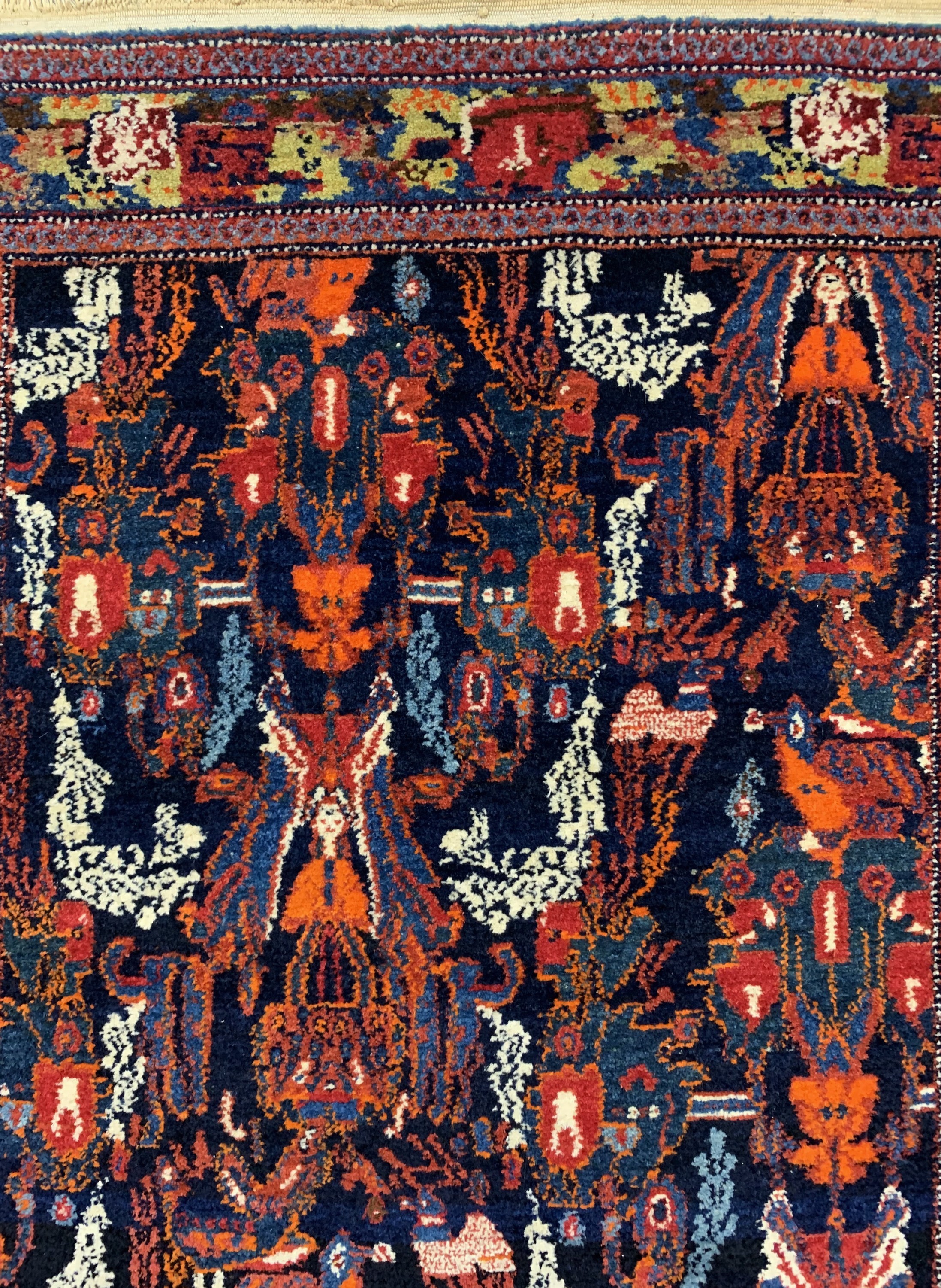 Detail b: Seltener Senneh alt, Persien, Mitte 20.Jhd,Wolle auf Baumwolle, ca. 140 x 110 cm, EHZ: 1-2