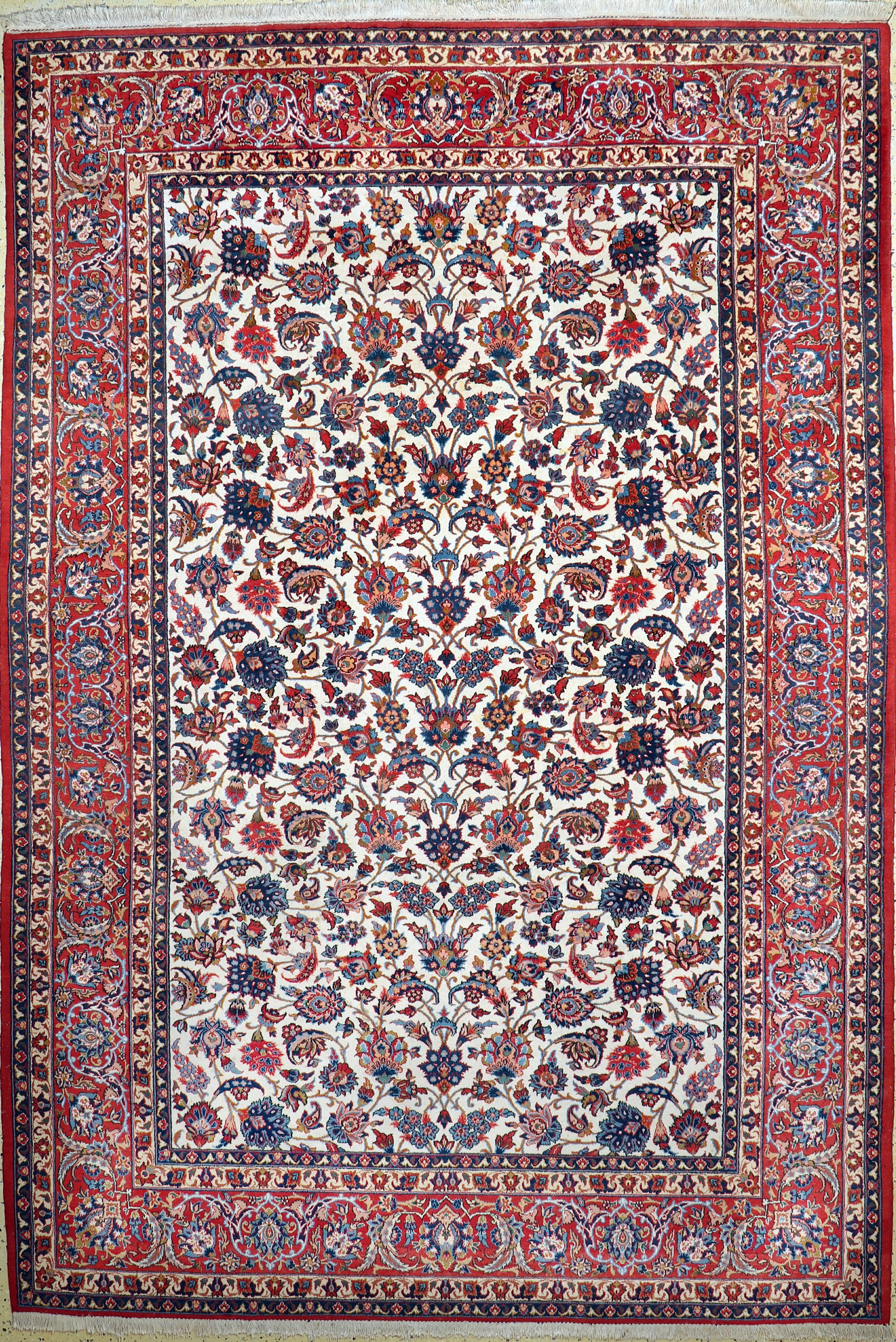 Nadjafabad alt, Persien, Mitte 20.Jhd, Wolle auf Baumwolle, ca. 335 x 230 cm, Reinigungsbedürftig, EHZ: 2