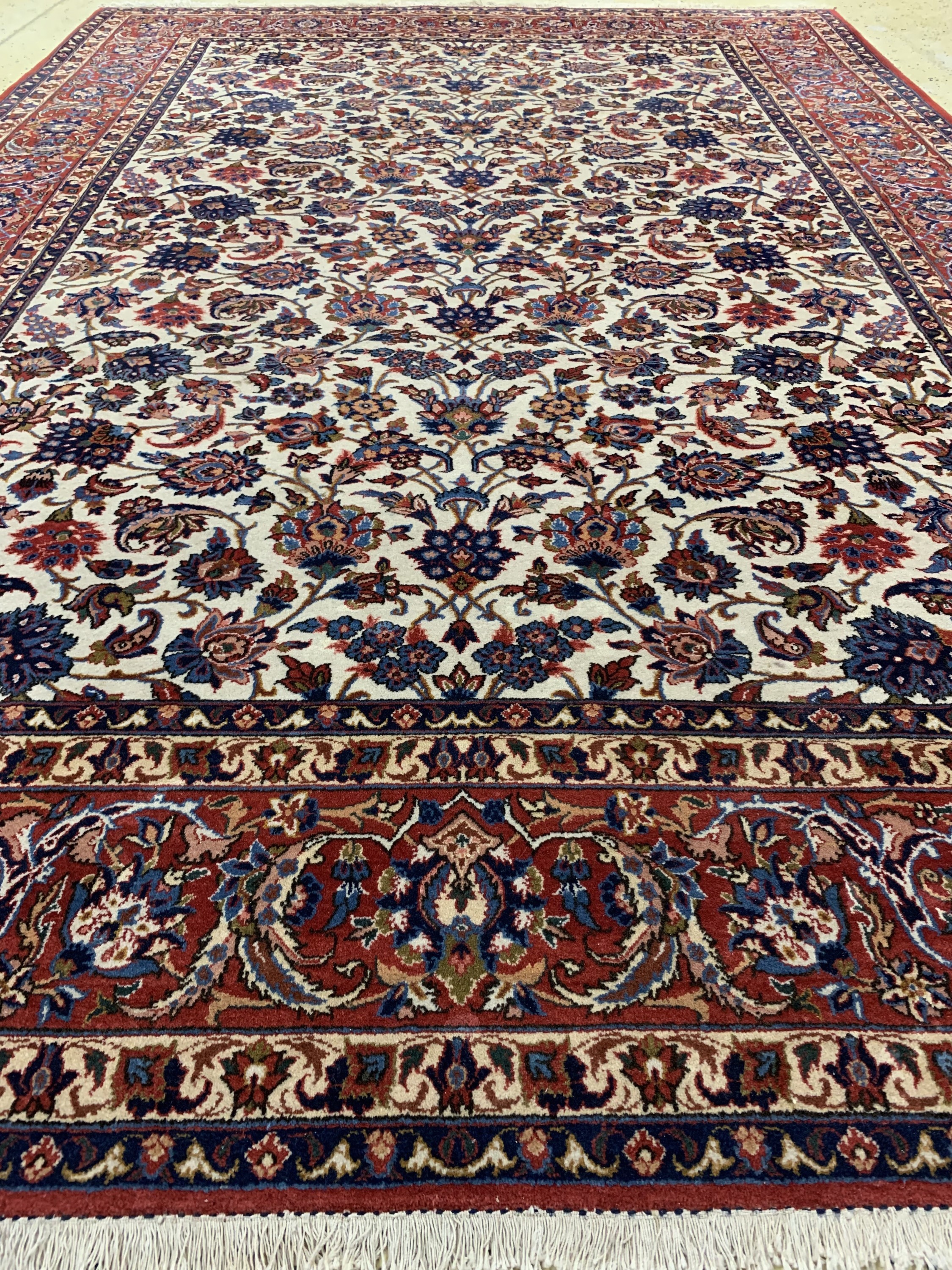 Detail d: Nadjafabad alt, Persien, Mitte 20.Jhd, Wolle auf Baumwolle, ca. 335 x 230 cm, Reinigungsbedürftig, EHZ: 2