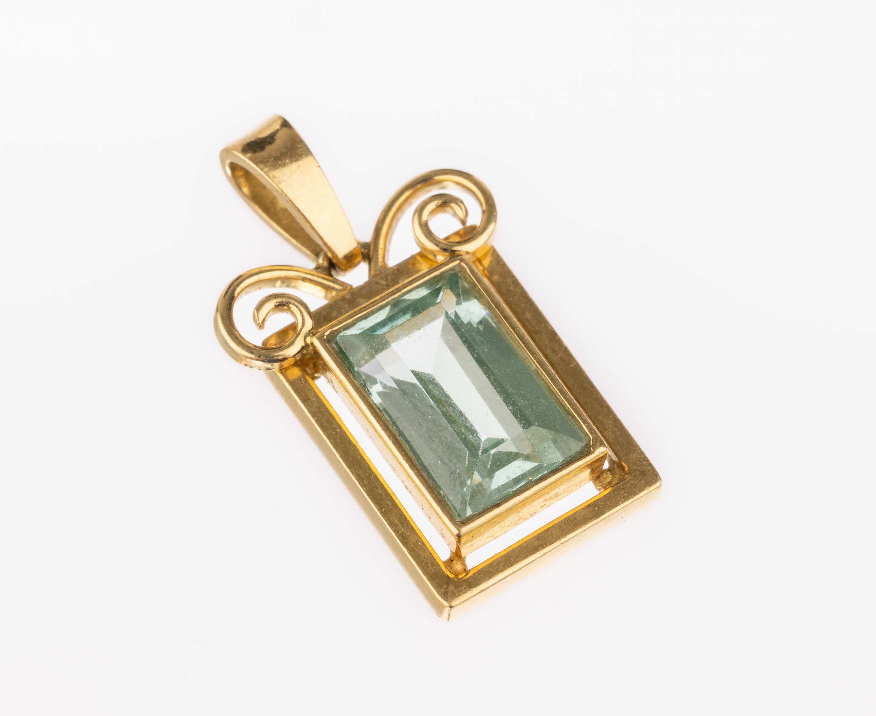 18 kt Gold Turmalin-Anhänger, GG 750/000, Vanadium Turmalin Baguette ca. 1.20 ct, L. ca. 2.5 cm