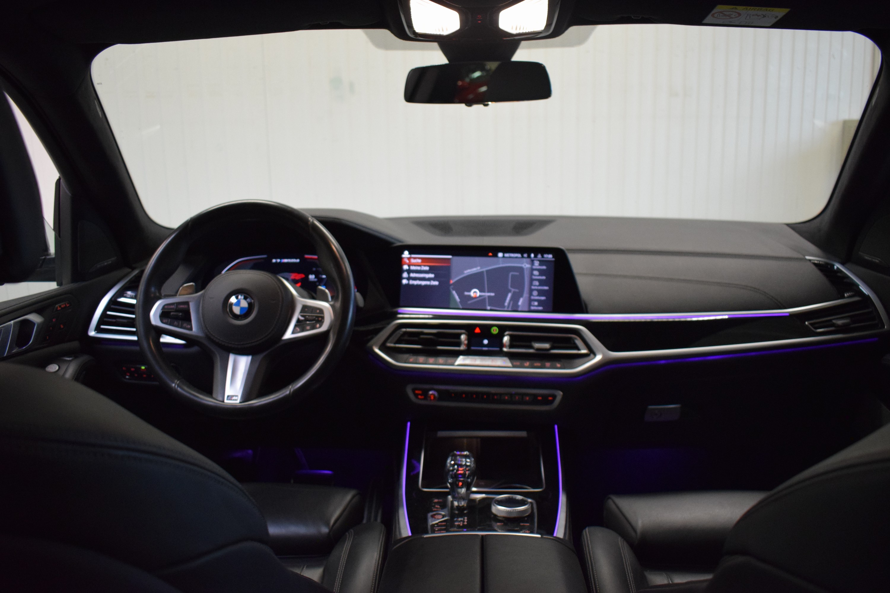 Detail k: BMW X7 M50D Diesel, EZ 02/2020, Laufleistung 85.700 km, 294 kW/400 PS, Automatikgetriebe, Farbe: Arktikgrau Brillanteffektmetallic, Polster: Leder ...