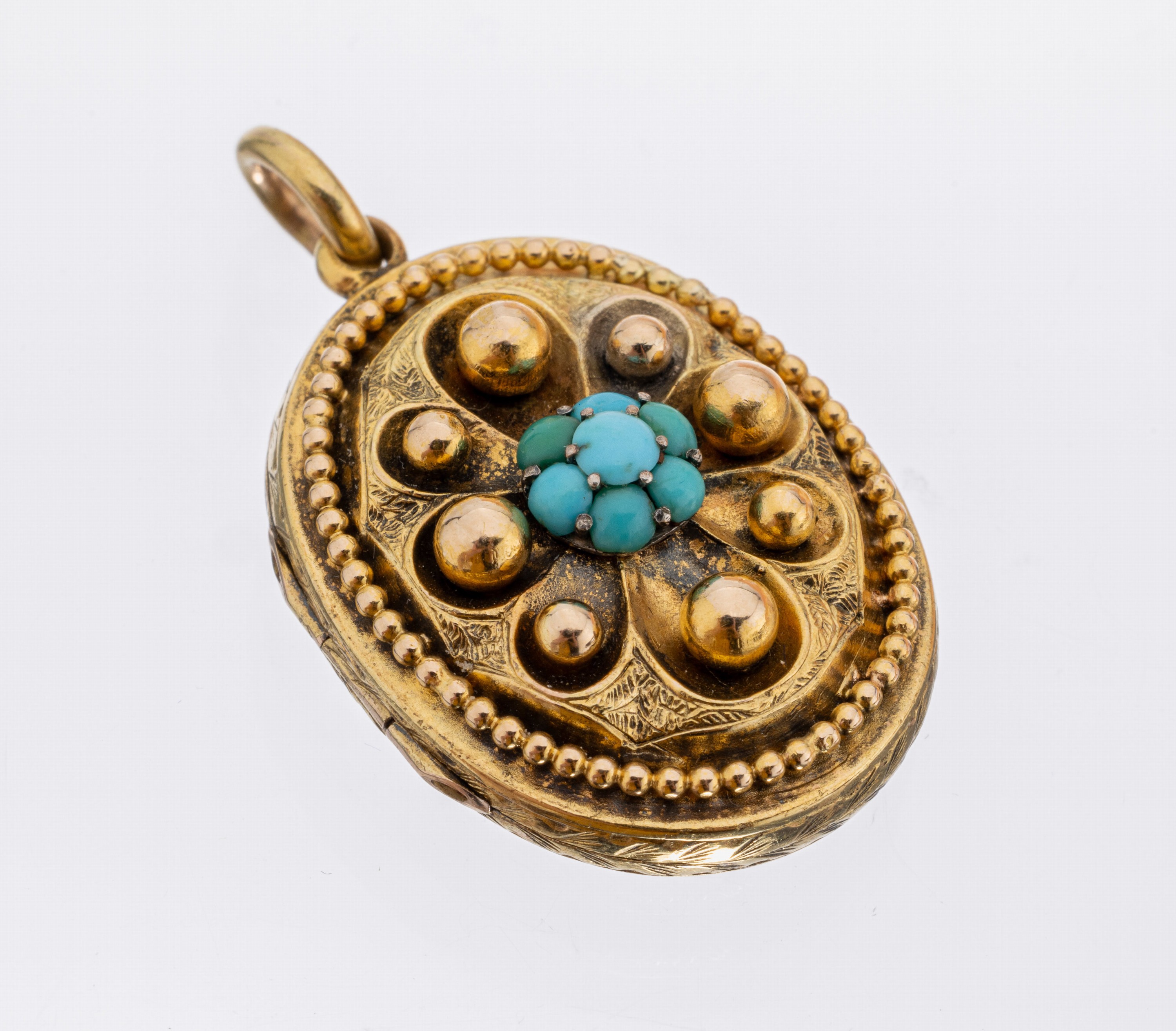 14 kt Gold Türkis-Medaillon, GG 585/000, aufklappbar, innen mit Haarlocke und Photo, Granulate, 1 x ersetzt (kleiner), Türkis- cabochons farbl. ...