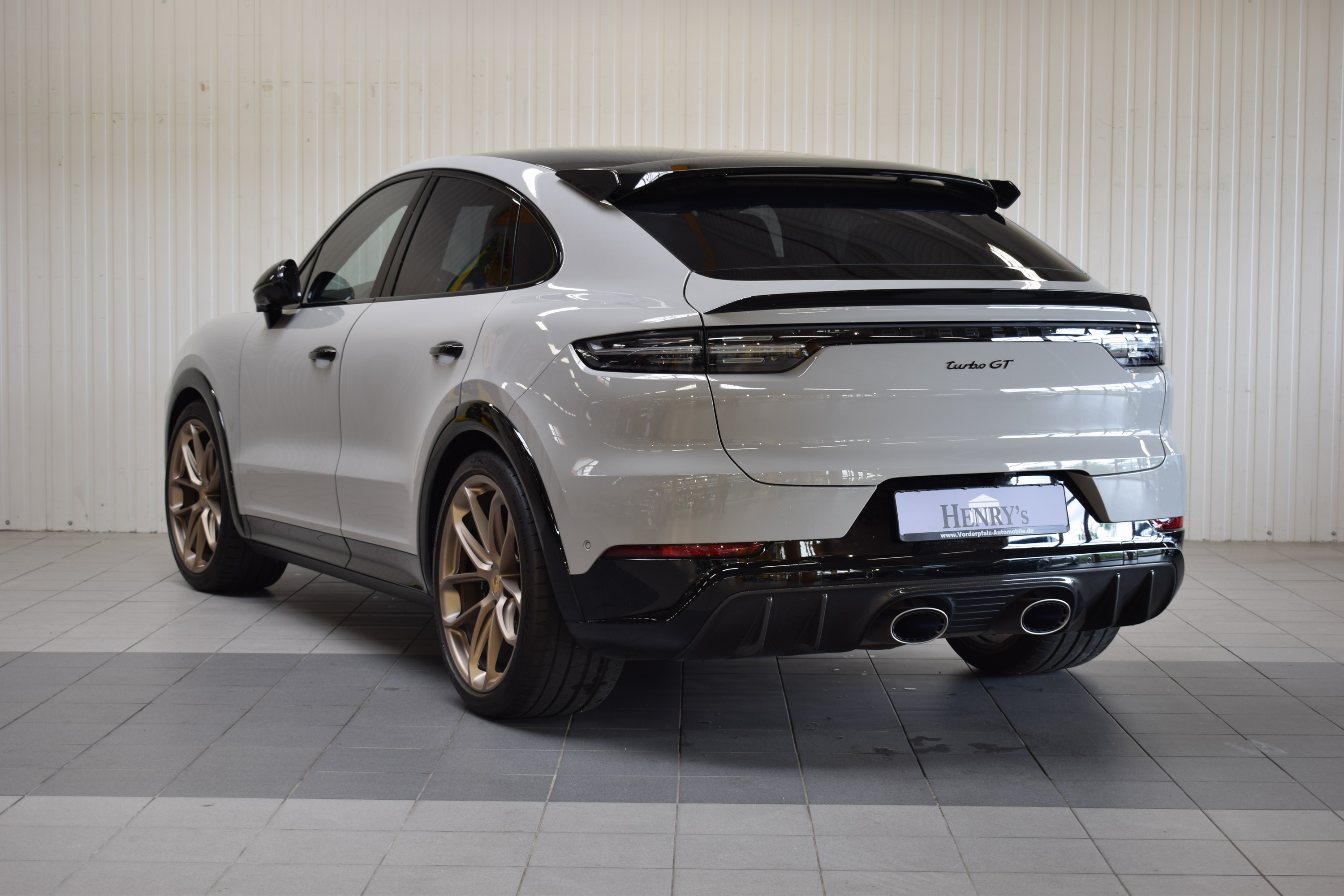 Detail c: Porsche Cayenne Turbo GT, EZ 02/2022, Laufleistung 59.950 km, 1.Hand, 471 kW/640 PS,Automatikgetriebe, Farbe: Kreide, Leder: schwarz, ...