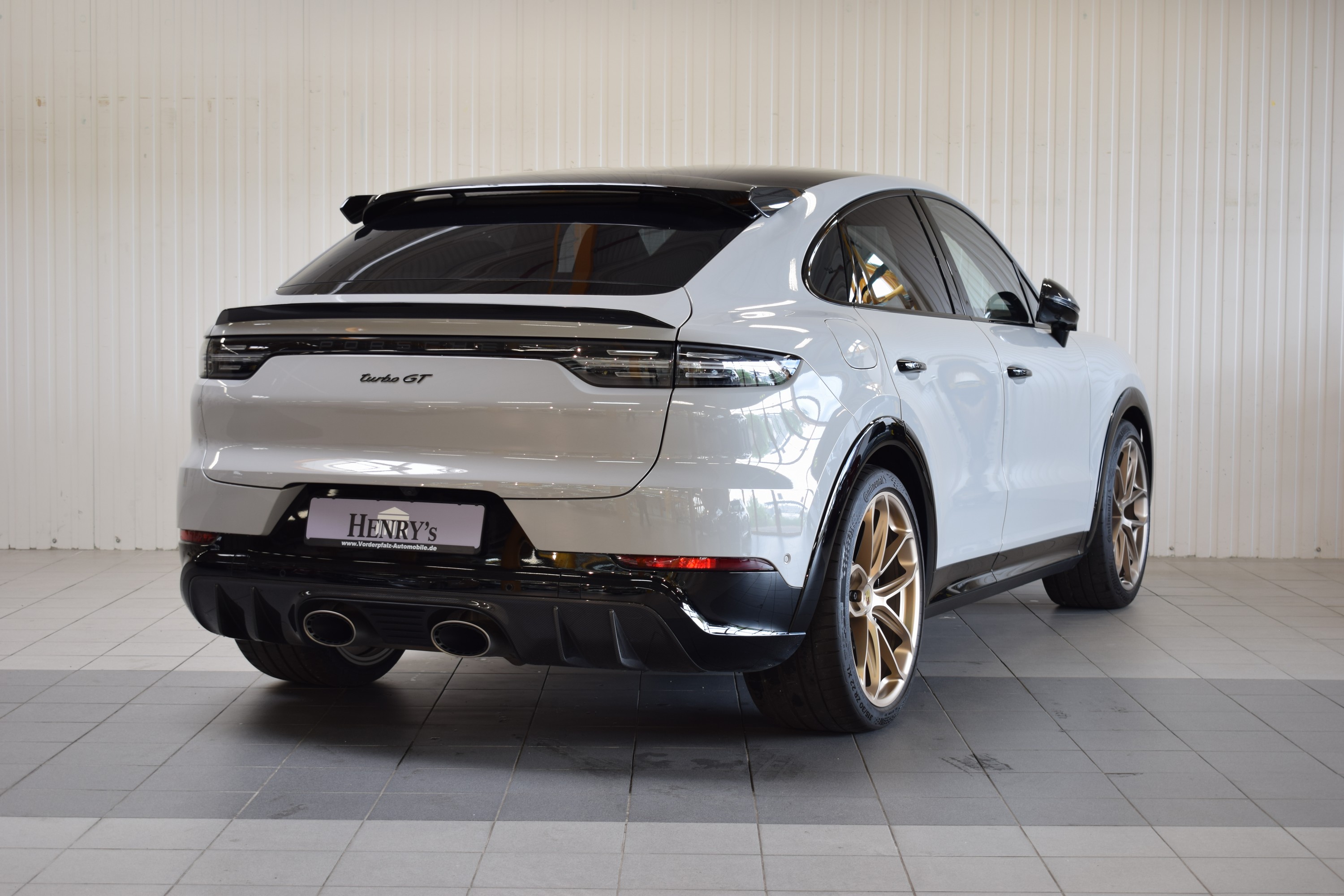 Detail e: Porsche Cayenne Turbo GT, EZ 02/2022, Laufleistung 59.950 km, 1.Hand, 471 kW/640 PS,Automatikgetriebe, Farbe: Kreide, Leder: schwarz, ...