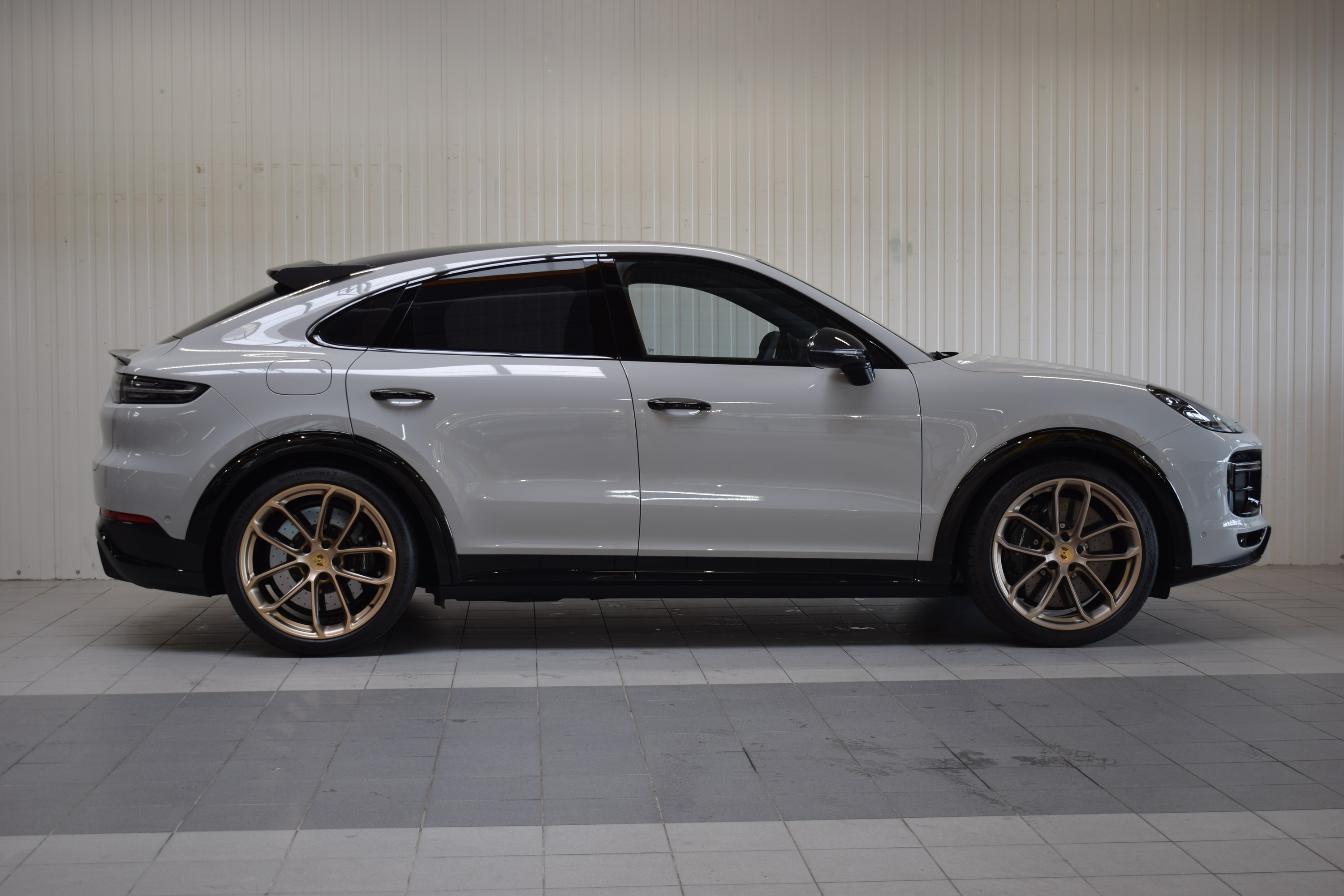 Detail g: Porsche Cayenne Turbo GT, EZ 02/2022, Laufleistung 59.950 km, 1.Hand, 471 kW/640 PS,Automatikgetriebe, Farbe: Kreide, Leder: schwarz, ...