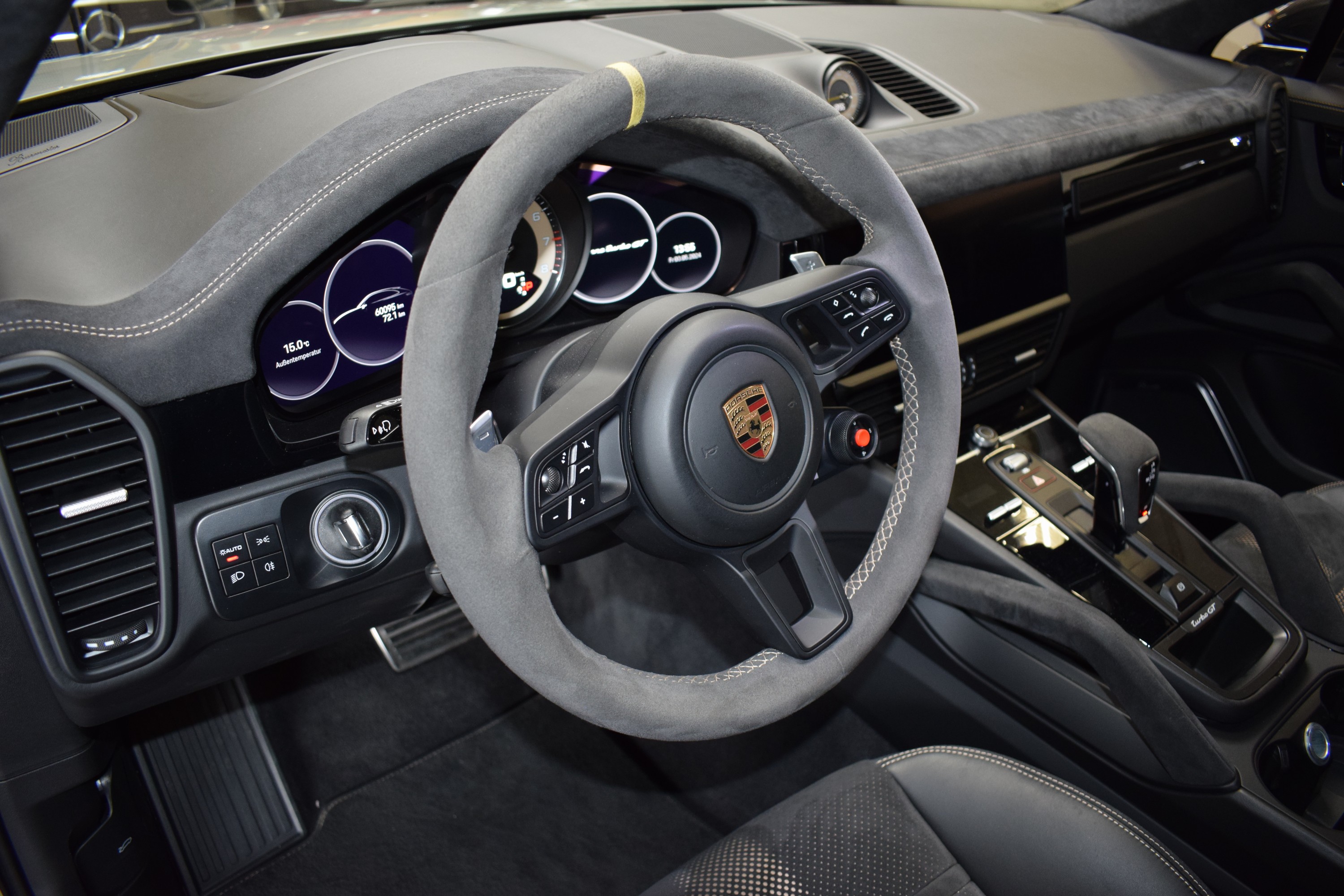 Detail k: Porsche Cayenne Turbo GT, EZ 02/2022, Laufleistung 59.950 km, 1.Hand, 471 kW/640 PS,Automatikgetriebe, Farbe: Kreide, Leder: schwarz, ...
