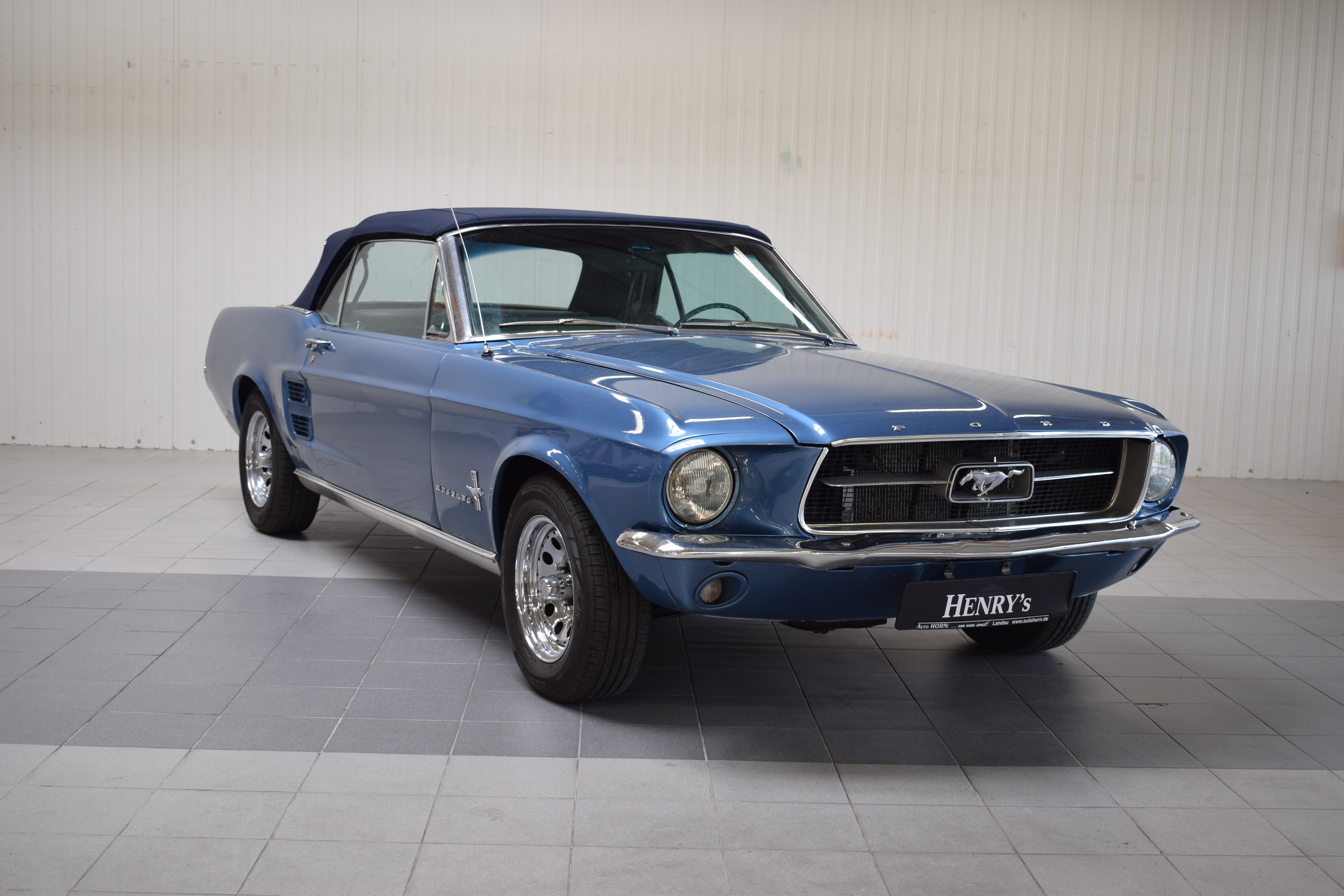 Ford Mustang Cabriolet, EZ 1967, Laufleistung ca. 47.000 Meilen abgelesen, 88 KW/120 PS,blau metallic, Automatic, deutsche H-Zulassung, ...