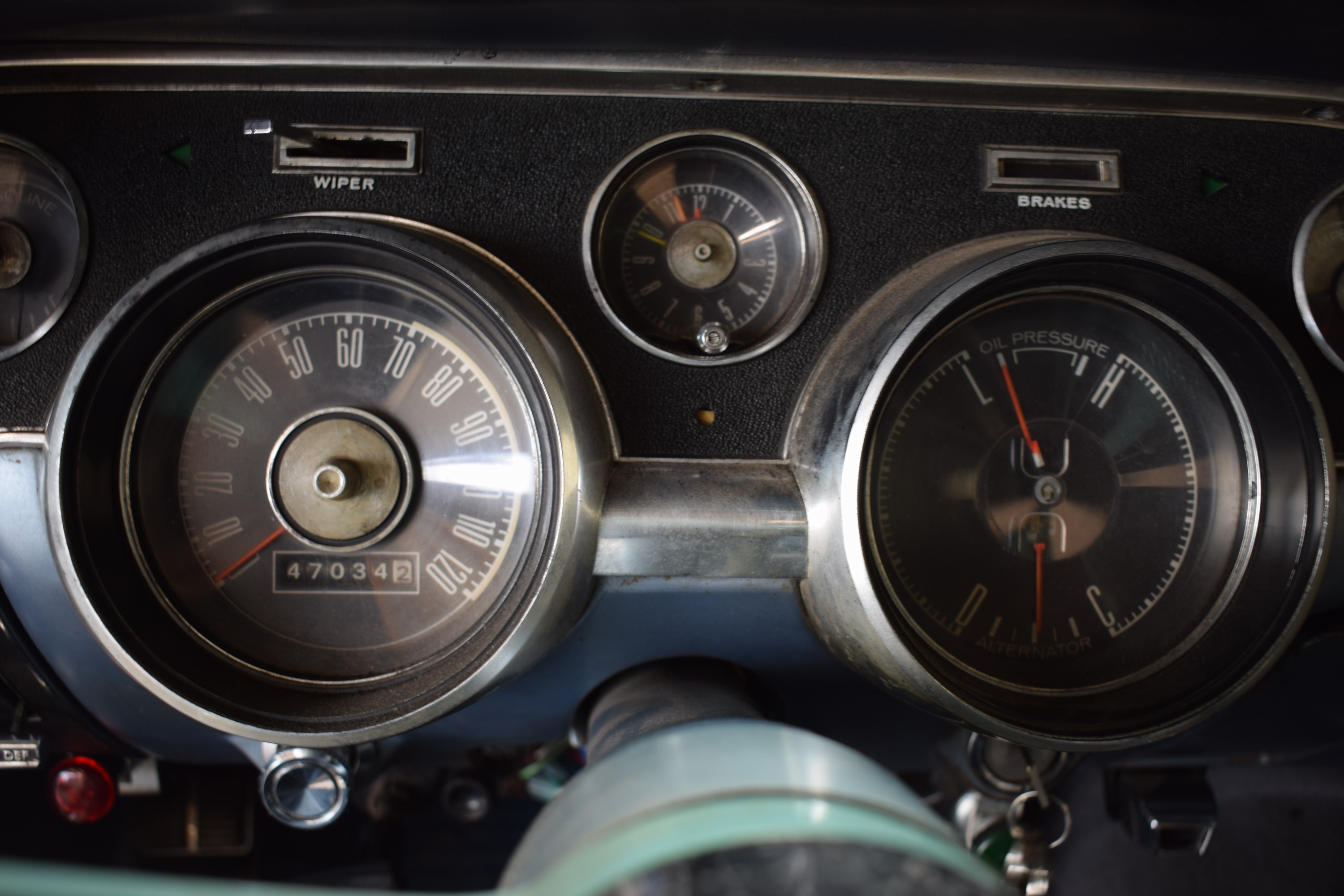 Detail k: Ford Mustang Cabriolet, EZ 1967, Laufleistung ca. 47.000 Meilen abgelesen, 88 KW/120 PS,blau metallic, Automatic, deutsche H-Zulassung, ...