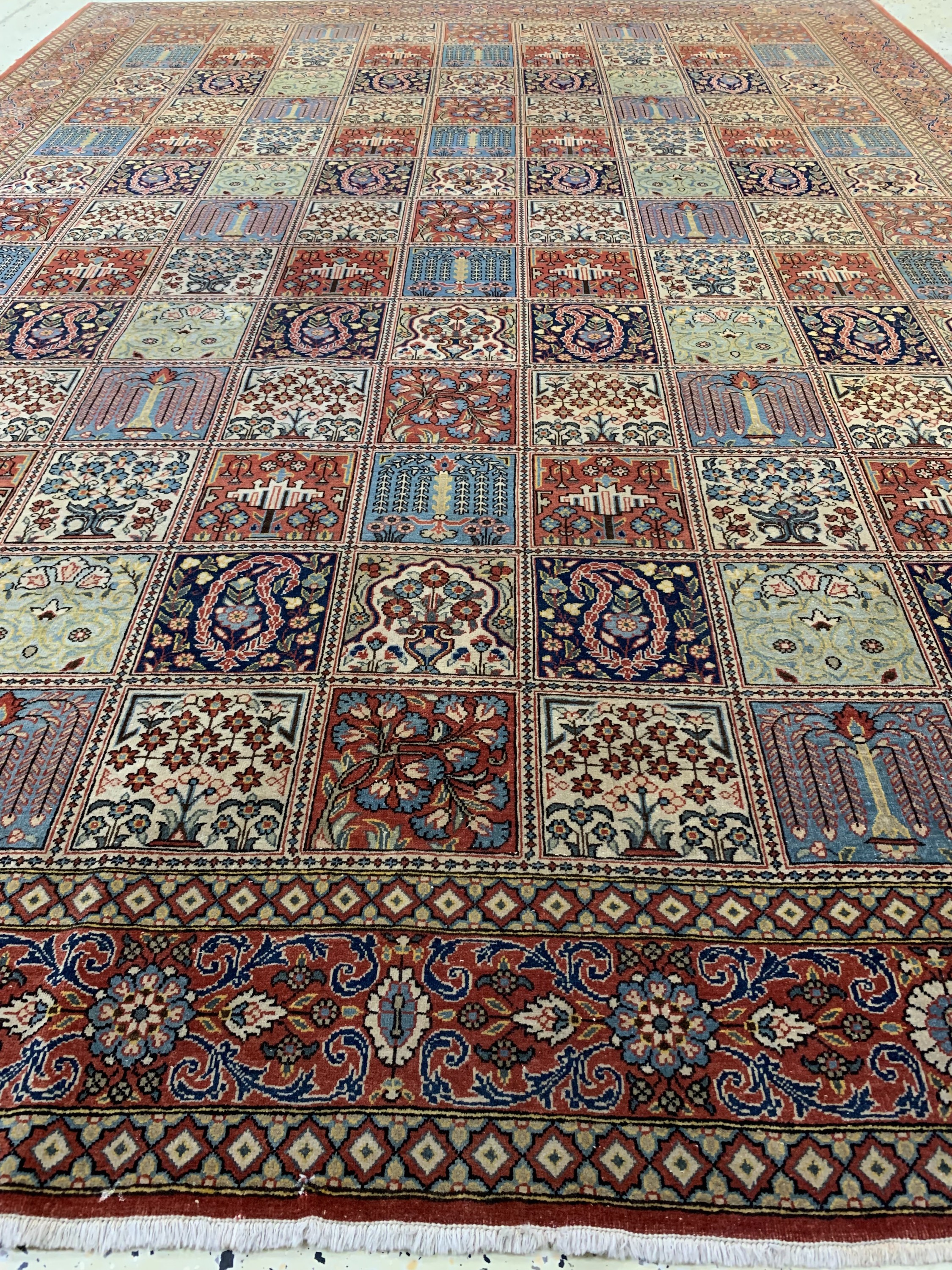 Detail d: Ghom Kork, Persien, Mitte 20.Jhd, Korkwolleauf Baumwolle, ca. 323 x 237 cm, EHZ: 2