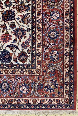 26782115a - Nadjafabad old, Persia, mid-20th century, woolon cotton, approx. 335 x 230 cm, in need of cleaning, condition: 2. Rugs, Carpets & Flatweaves