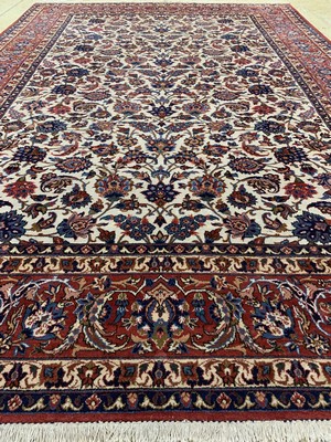 26782115d - Nadjafabad old, Persia, mid-20th century, woolon cotton, approx. 335 x 230 cm, in need of cleaning, condition: 2. Rugs, Carpets & Flatweaves