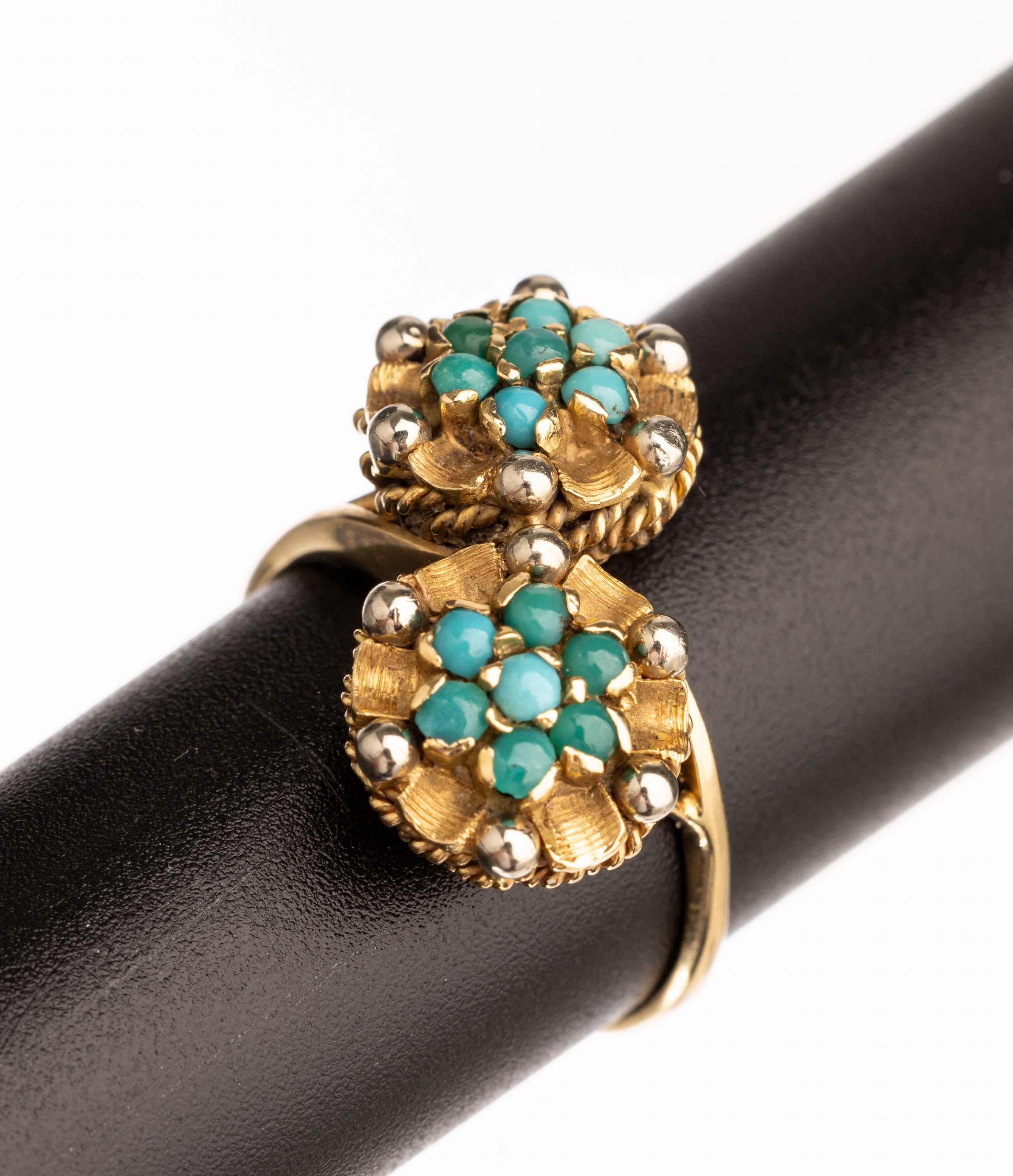 18 kt Gold Türkis Ring, GG 750/000, florales Design, kl. Türkiscabochons, RW 58, ca. 6.7 g