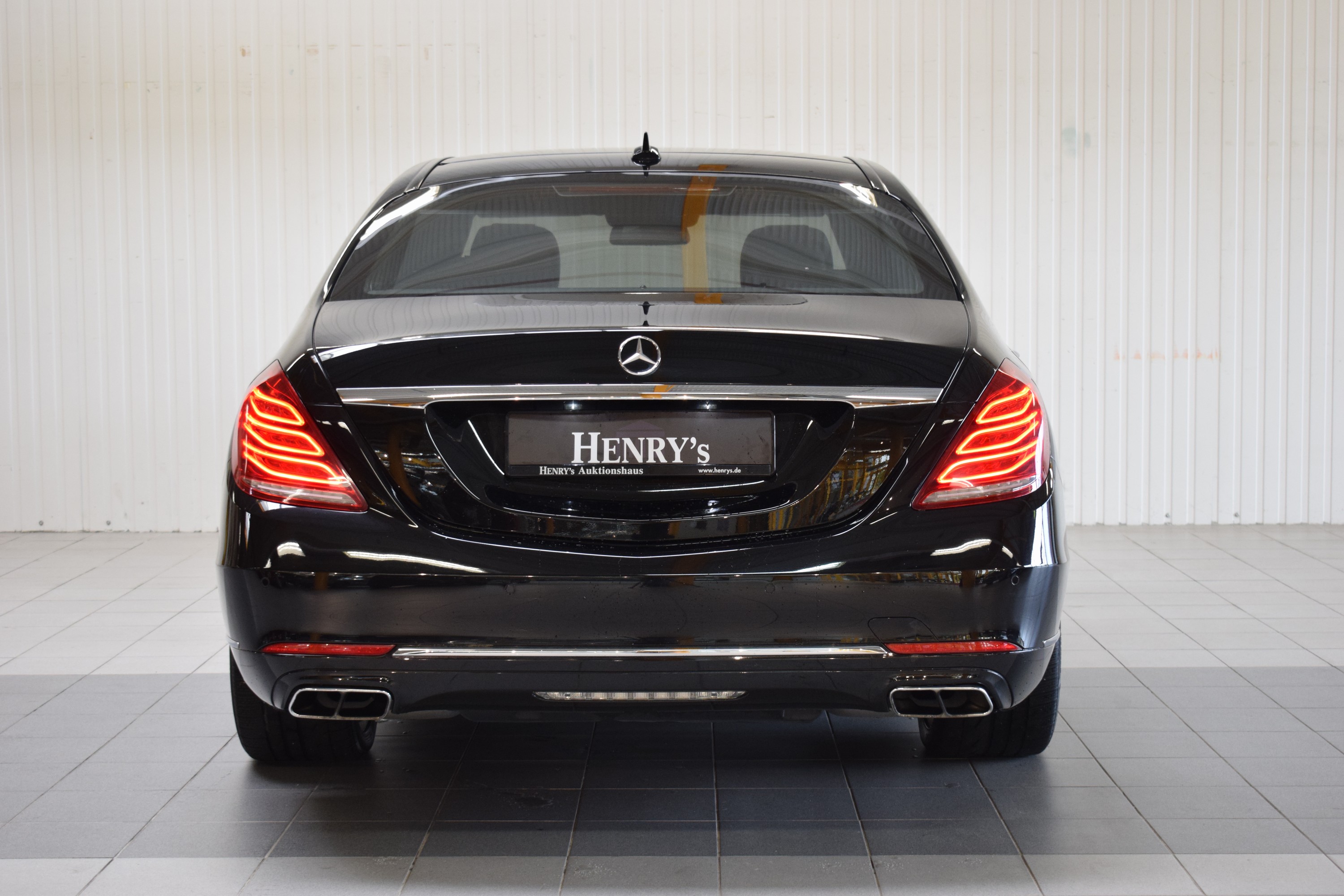 Detail d: Mercedes-Benz S600L, EZ 05/2016, Laufleistung 170.040 km, 390 kW/530 PS, Automatikgetriebe, Farbe: schwarz, Leder, Exklusive Chaffeur Paket, ...