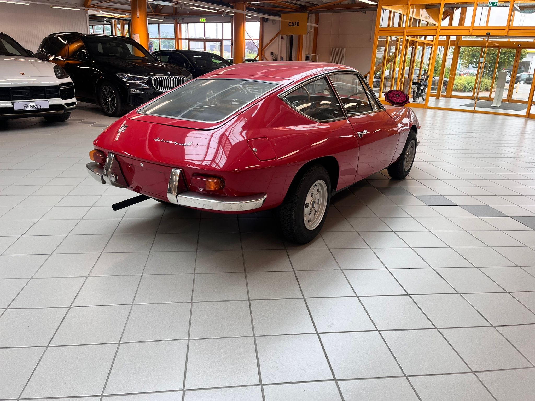 Detail c: Lancia Fulvia Sport 1.3 S ZAGATO -COUPE EZ 1971, Laufleistung abgelesen 13.592 km, Schaltgetriebe, 4-Zyl, rot. Italienische Fahrzeugdokumente ...