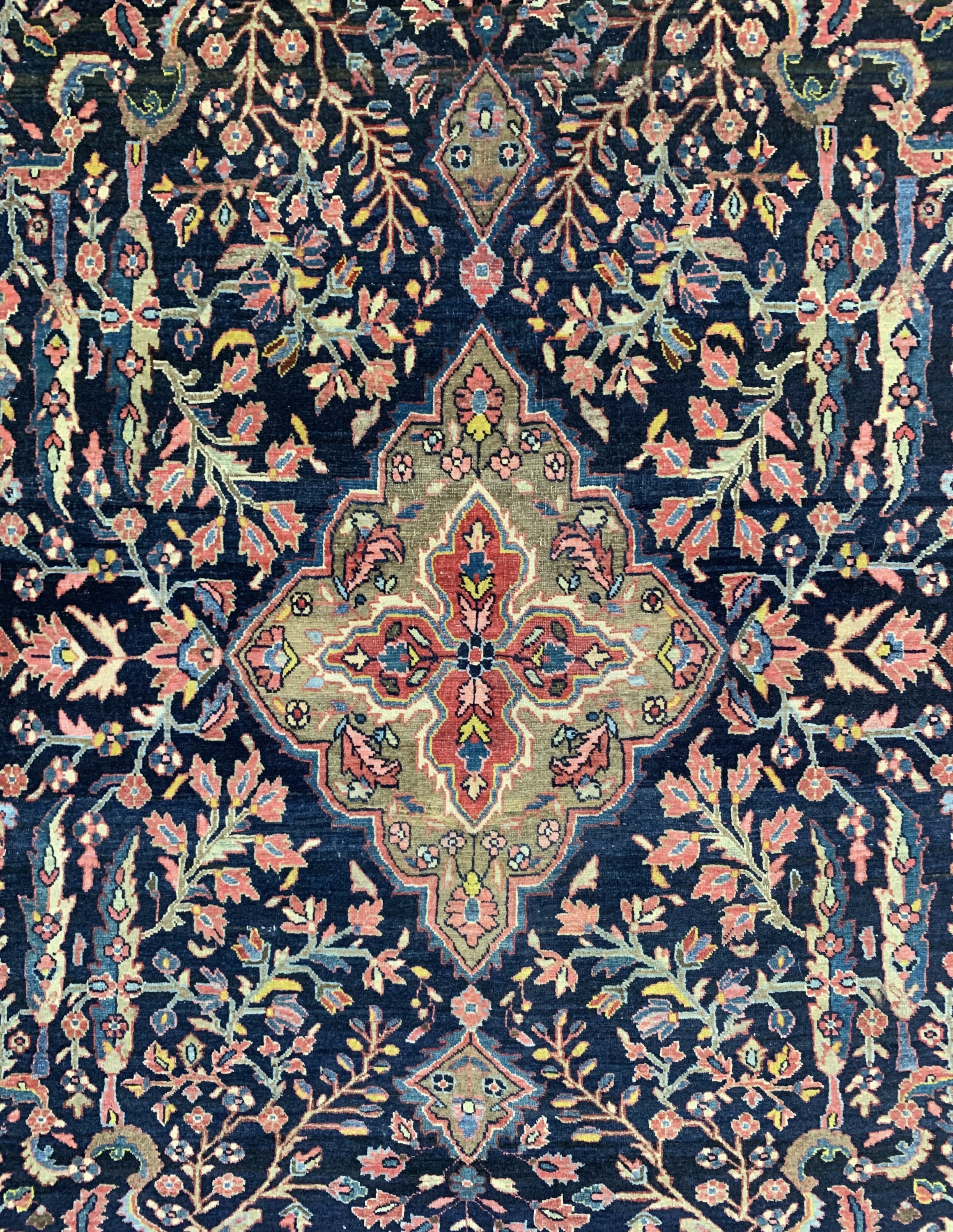 Detail b: Sarogh Antiker, Persien, um 1900, Wolle aufBaumwolle, ca. 198 x 137 cm, EHZ: 3