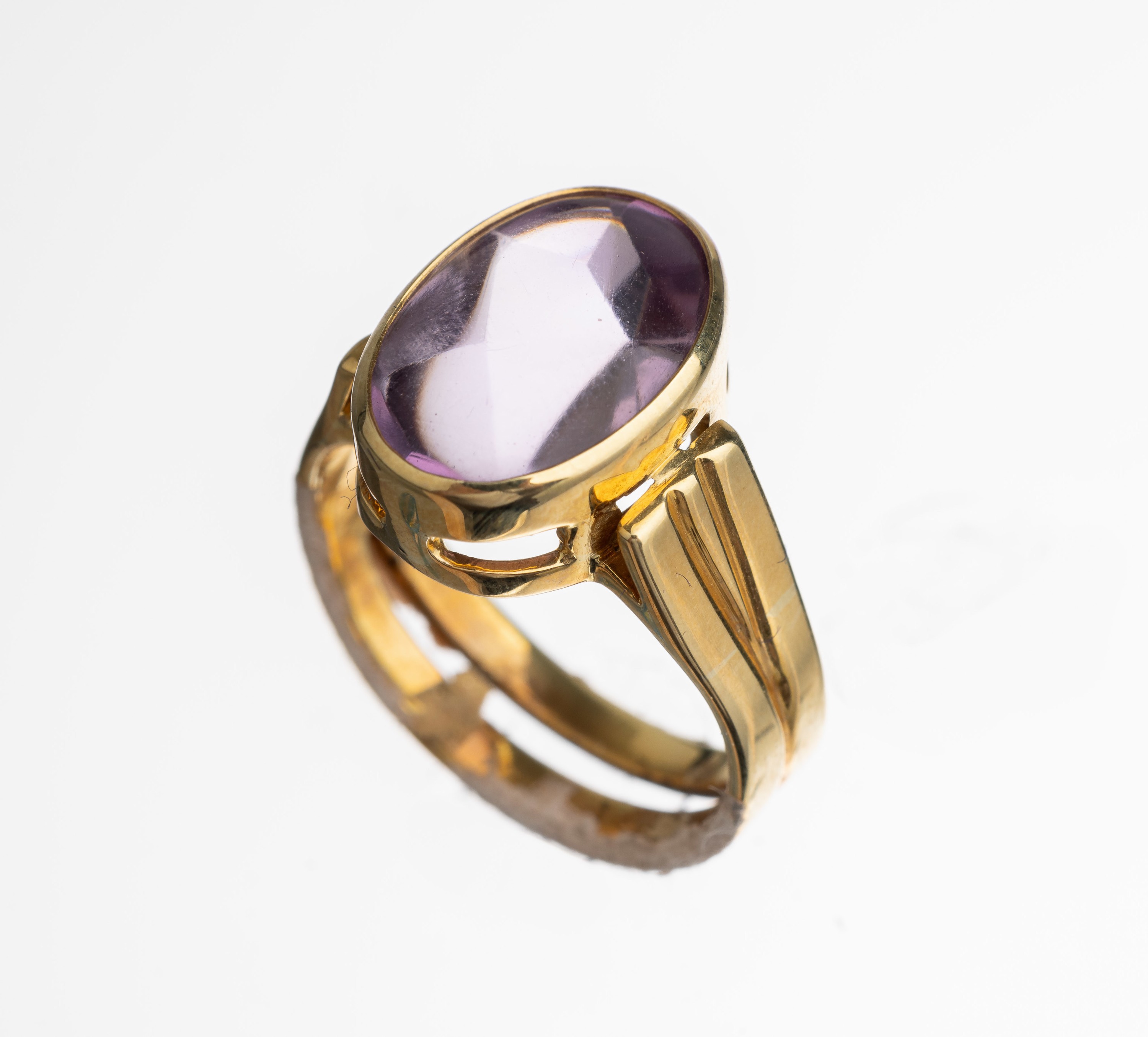 14 kt Gold Amethyst Ring, GG 585/000, ovalfacett. Amethyst ca. 4.50 ct, RW 56, totalca. 7.6 g