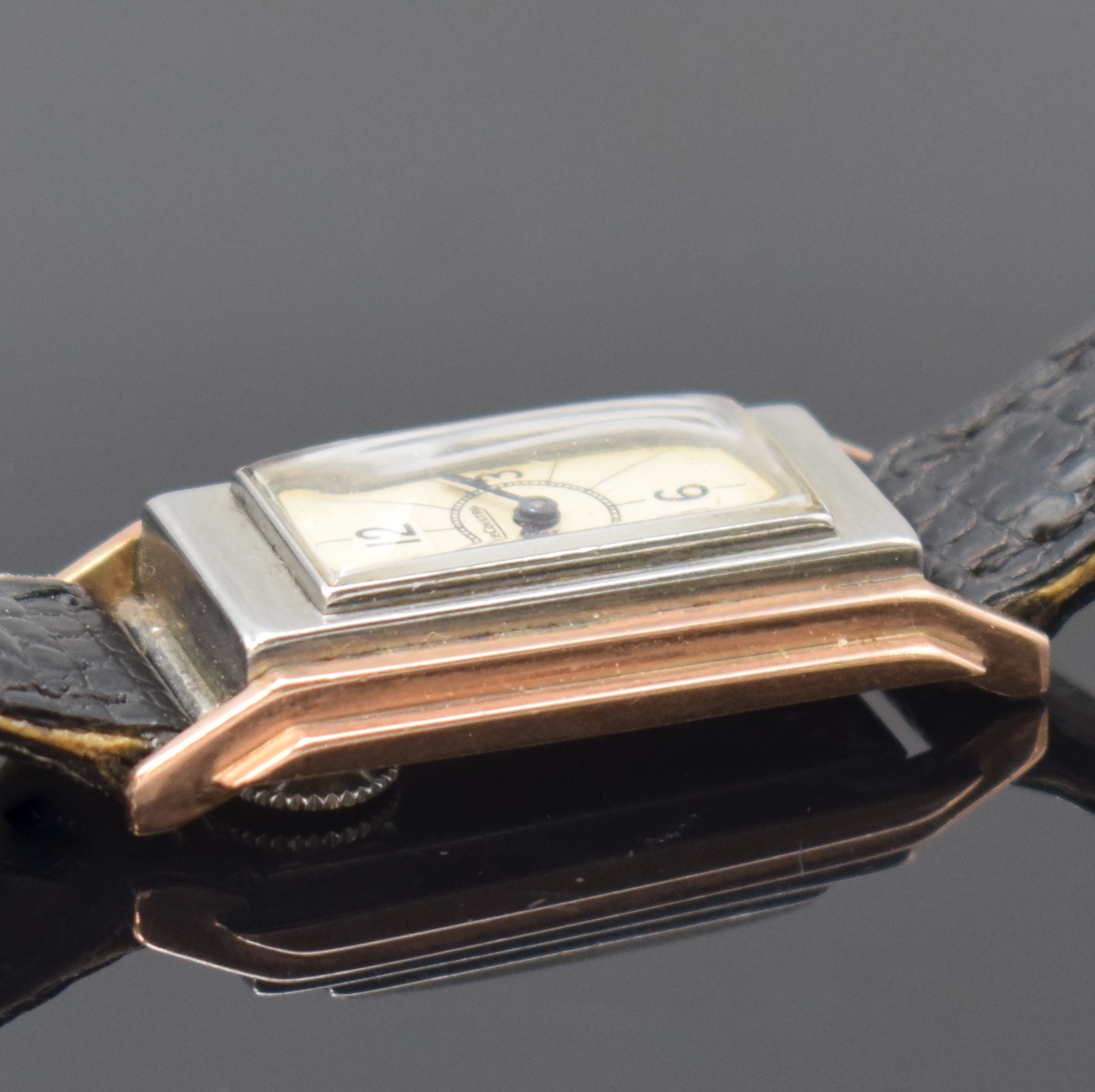 Detail c: LeCoultre Duoplan Damenarmbanduhr mit Backwinder, Schweiz um 1935, Handaufzug, Geh. teils verg., Scharnierboden, Zifferbl. m. arab. Zahlen pat., ...