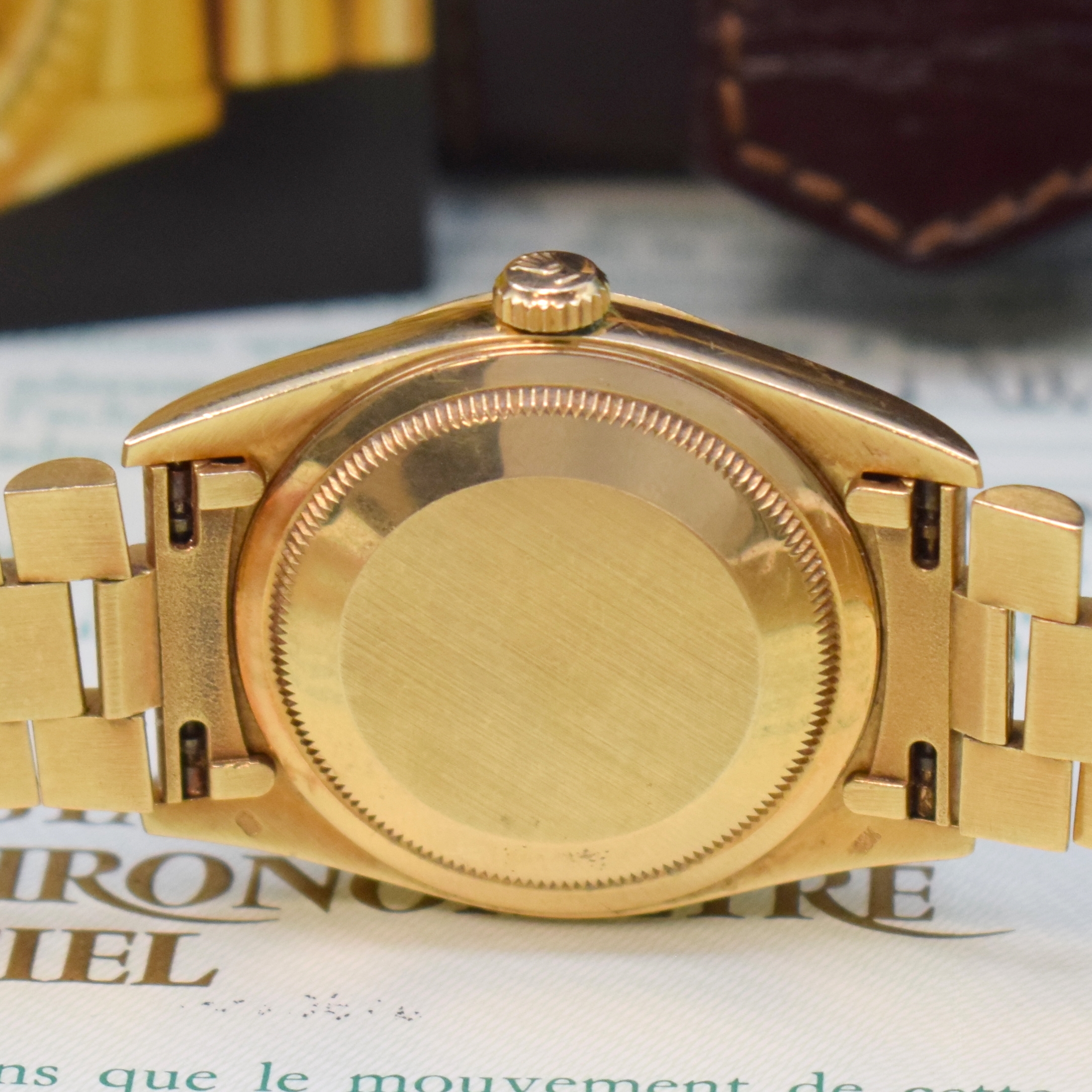 Detail e: ROLEX Oyster Perpetual Day-Date Herrenarmbanduhr in GG 750/000 Referenz 18248, Schweiz verk. lt. beil. Zertifikat 11/1992, Automatik, E-Serie, ...