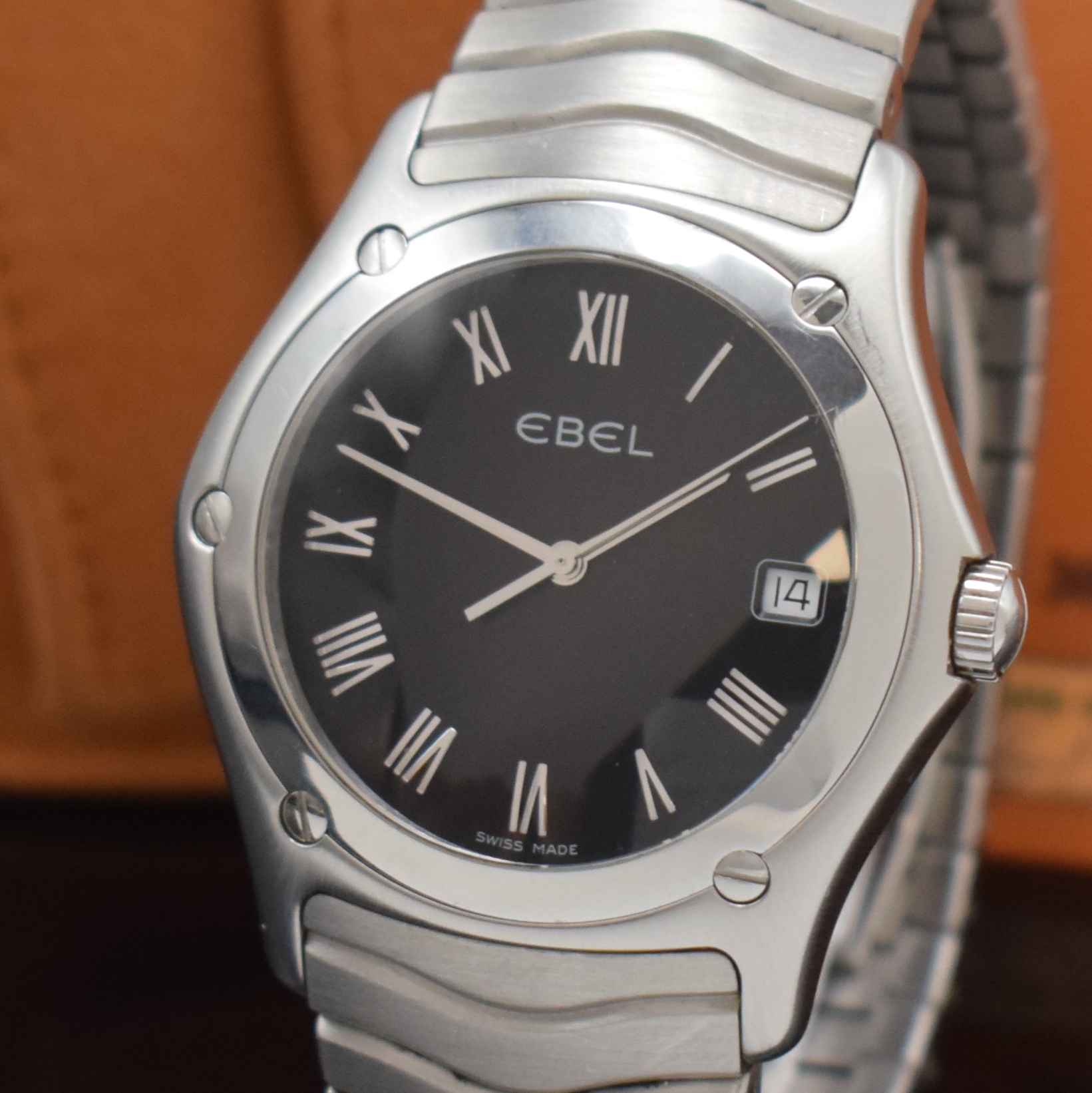 Detail a: EBEL Classic Wave Herrenarmbanduhr in Stahl Referenz 9187F41, Schweiz verk. lt. beil. Garantie 08/2003, quarz, orig. Wellengliederband m. dopp. ...