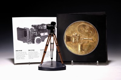 Image Bronze plaque with Arri model, #"The Arriflex Story#", with enclosed ...