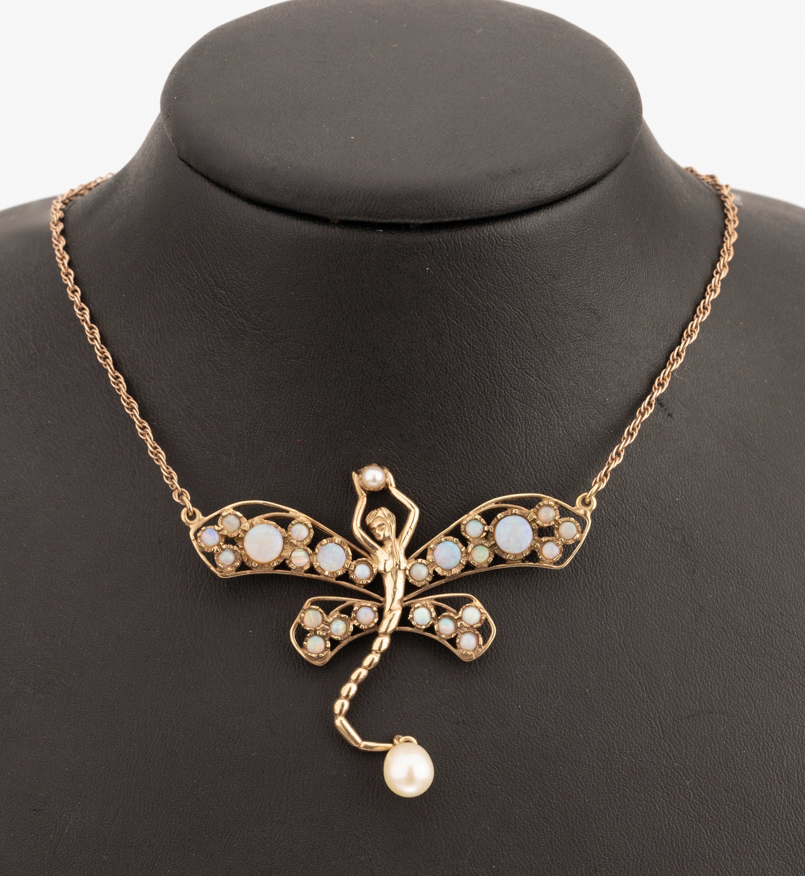 9 kt Gold Opal-Collier "Libelle", in der Art des Jugendstils, GG 375/000, Flügel besetzt mit runden Opalcabochons verbödet, bewegl. ...