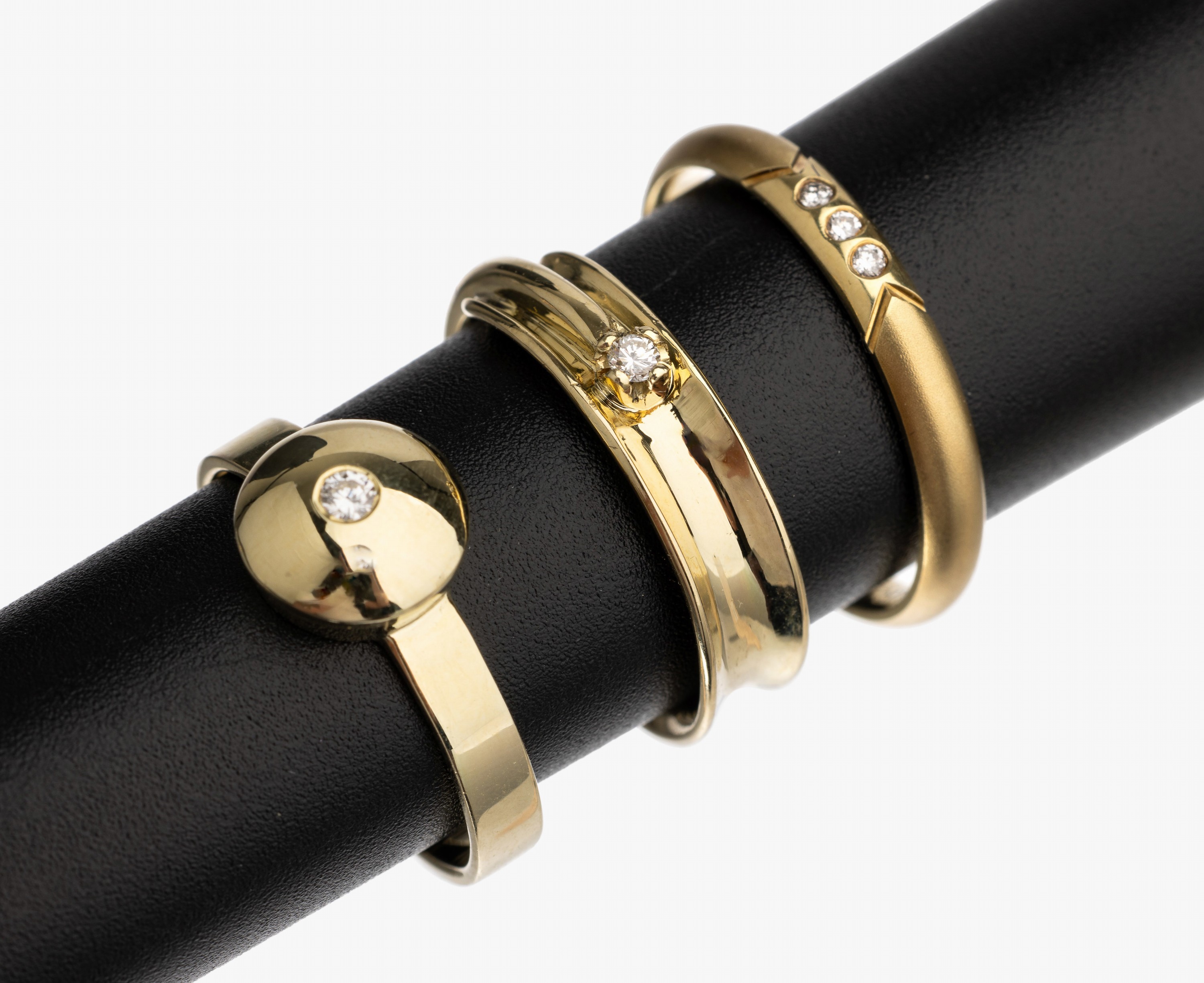 Konvolut 3 14 kt Gold Brillant Ringe, GG 585/000, 1x mit 3 Brillanten zus. ca. 0.06 ct Weiß/si, RW 61, 1x mit Brillant ca. 0.04 ct Weiß/si, RW 55, ...