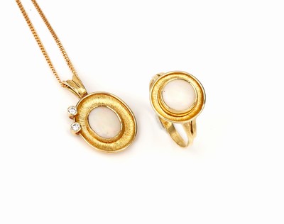 Image 26784319 - 14 kt gold opal-jewelry set