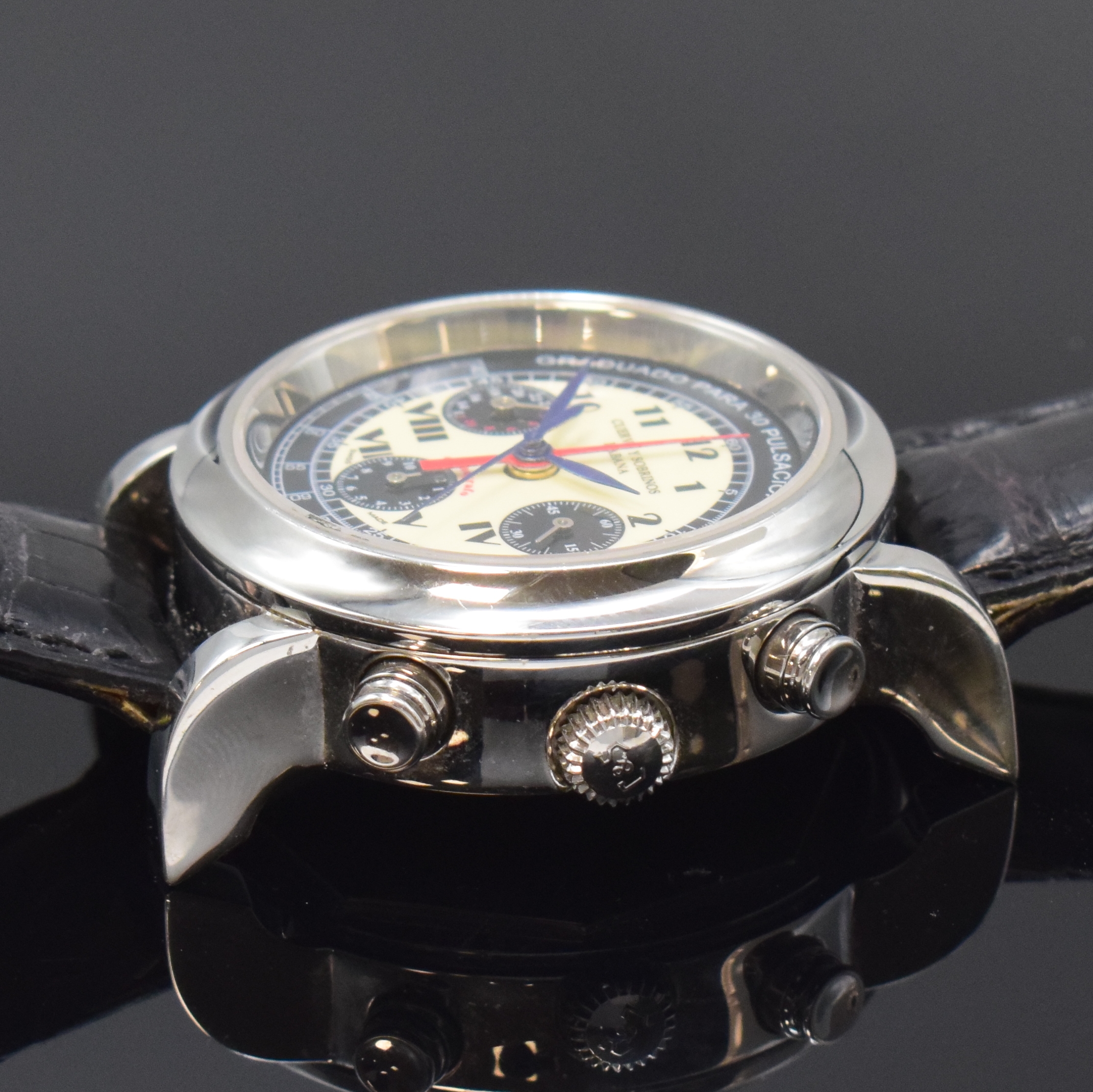 Detail c: CUERVO & SOBRINOS Torpedo Herrenchronograph in Stahl Referenz A3012, Schweiz um 2020, Automatik, großes Geh. m. gekehlter Lünette, Boden verschr., ...