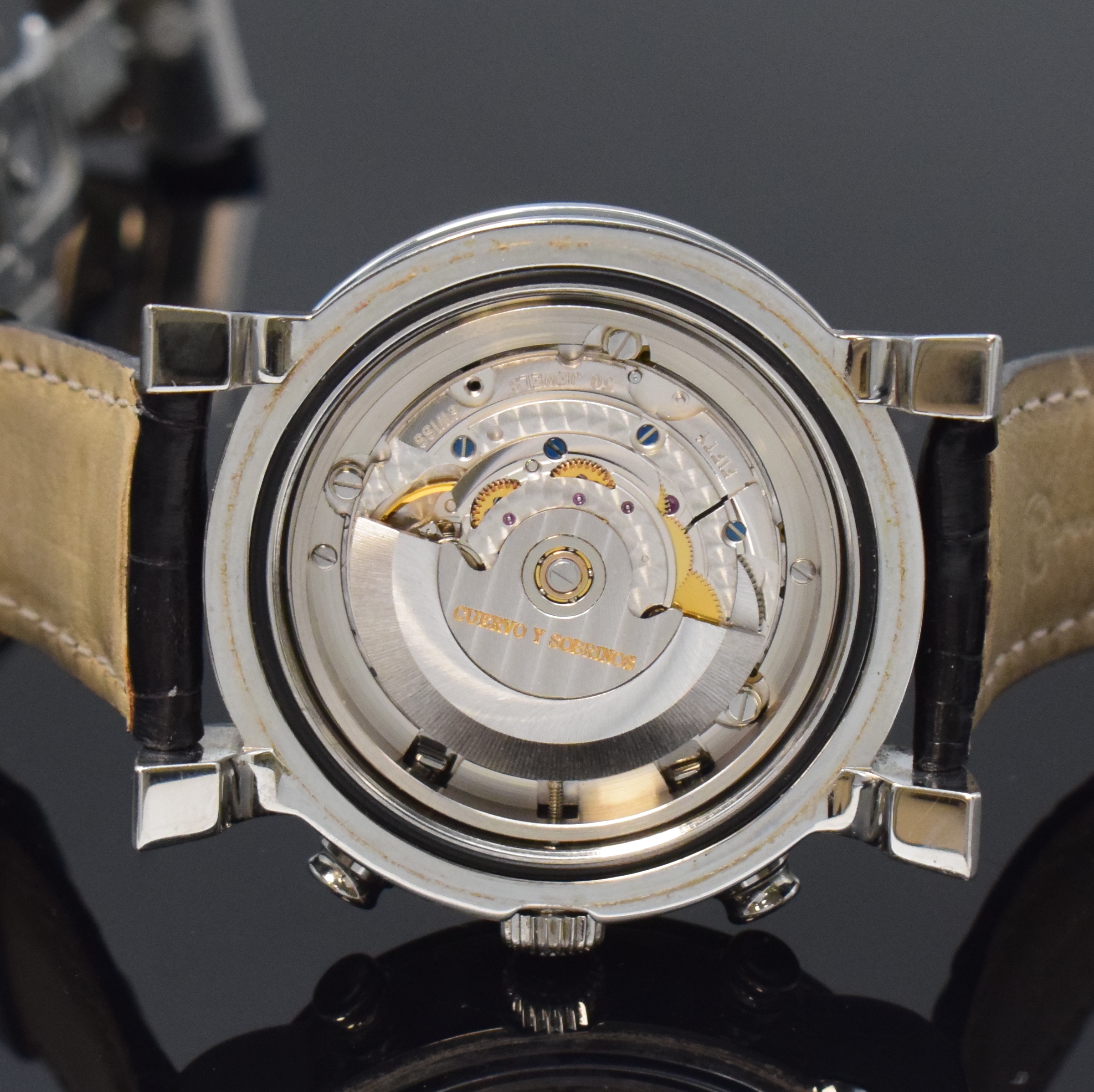 Detail f: CUERVO & SOBRINOS Torpedo Herrenchronograph in Stahl Referenz A3012, Schweiz um 2020, Automatik, großes Geh. m. gekehlter Lünette, Boden verschr., ...