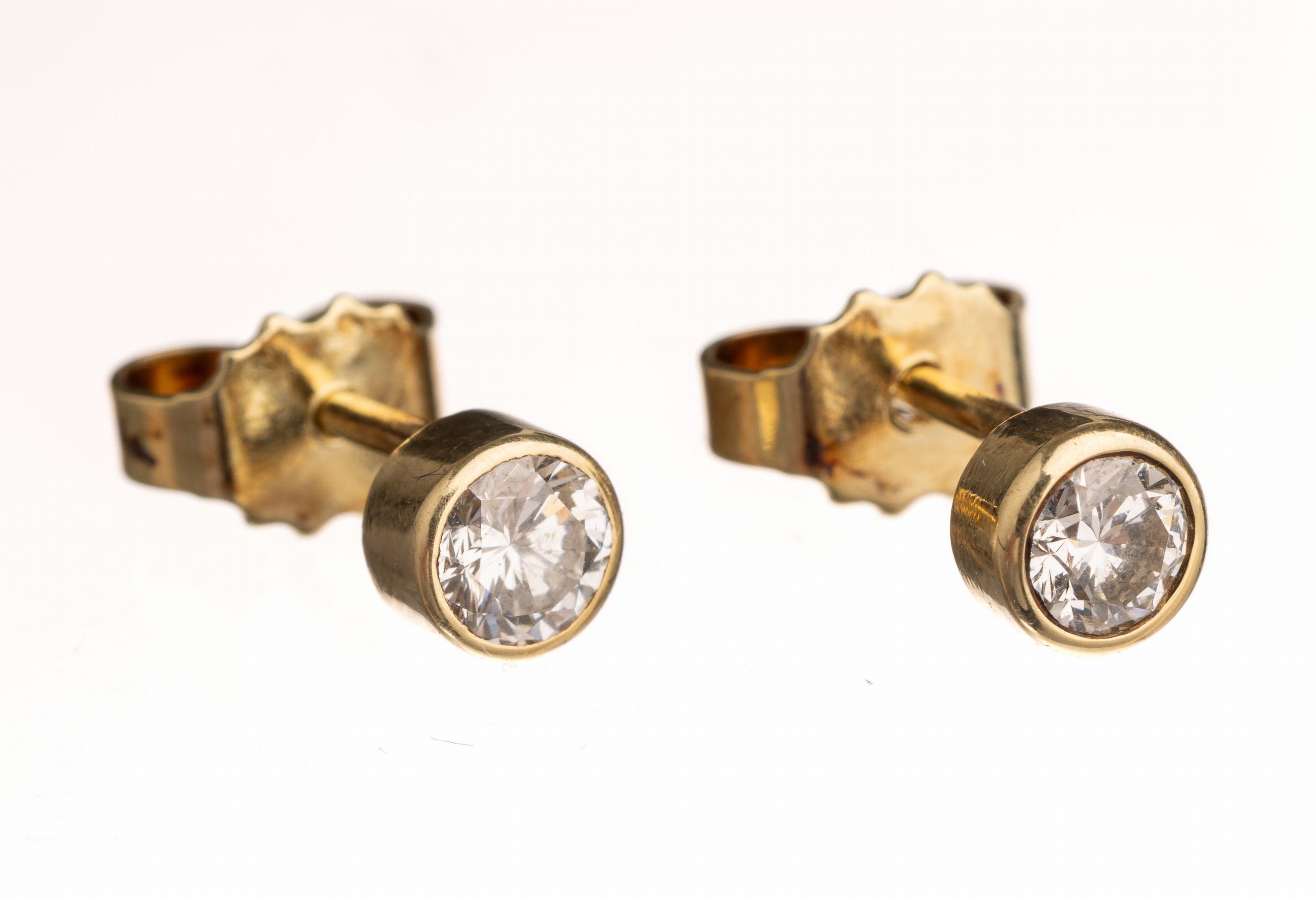 Paar 14 kt Gold Brillant-Ohrstecker, GG 585/000, 2 Brillanten zus. ca. 0.40 ct Weiß/si, ca. 1.3 g