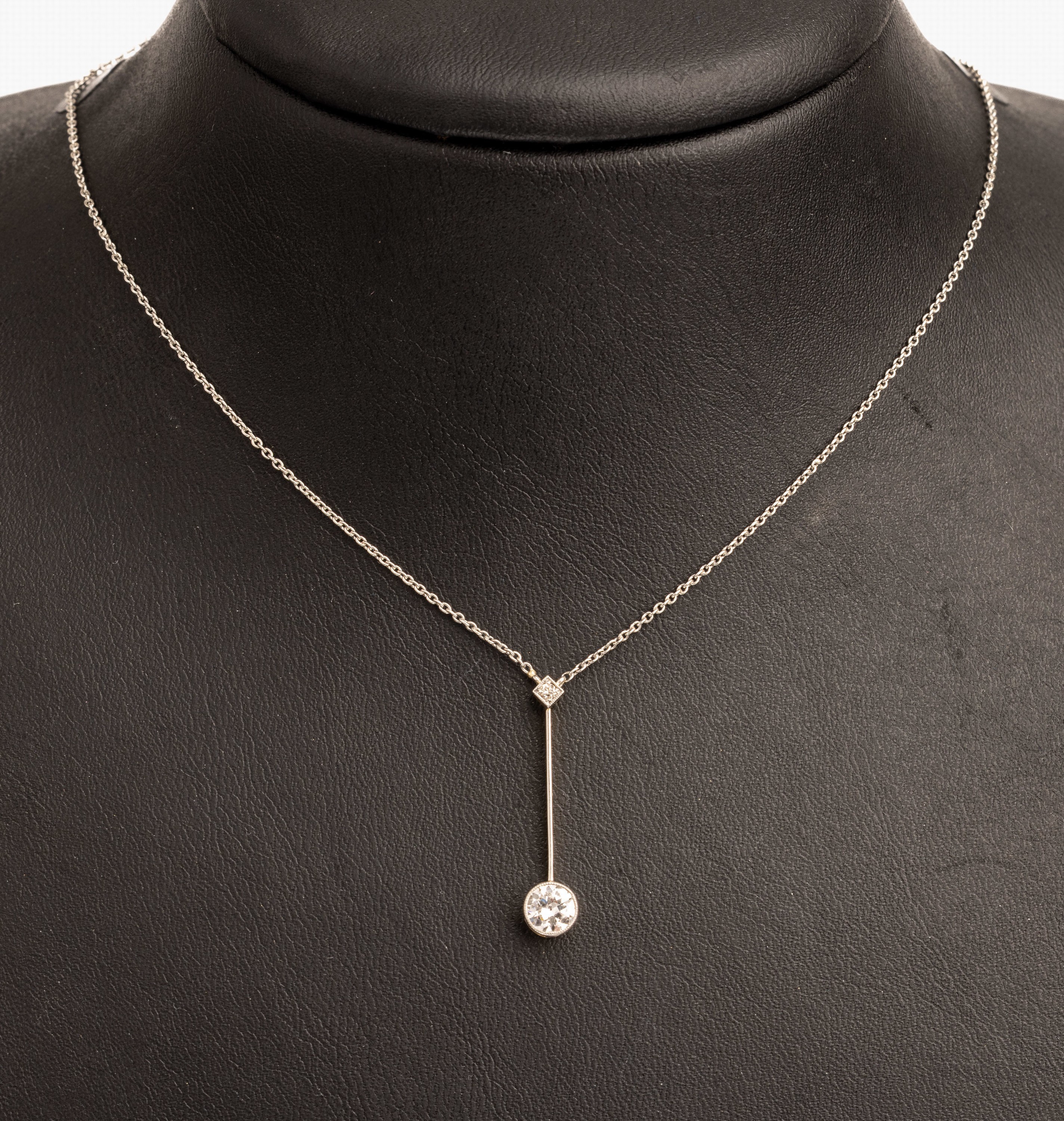 14 kt Gold Diamant-Art-Deco Collier, GG/WG 585/000, Altschliffdiamant ca. 0.40 ct Weiß/ si 2, L. ca. 42 cm, Kastenschloß mit Sicherheitsacht, ca. ...
