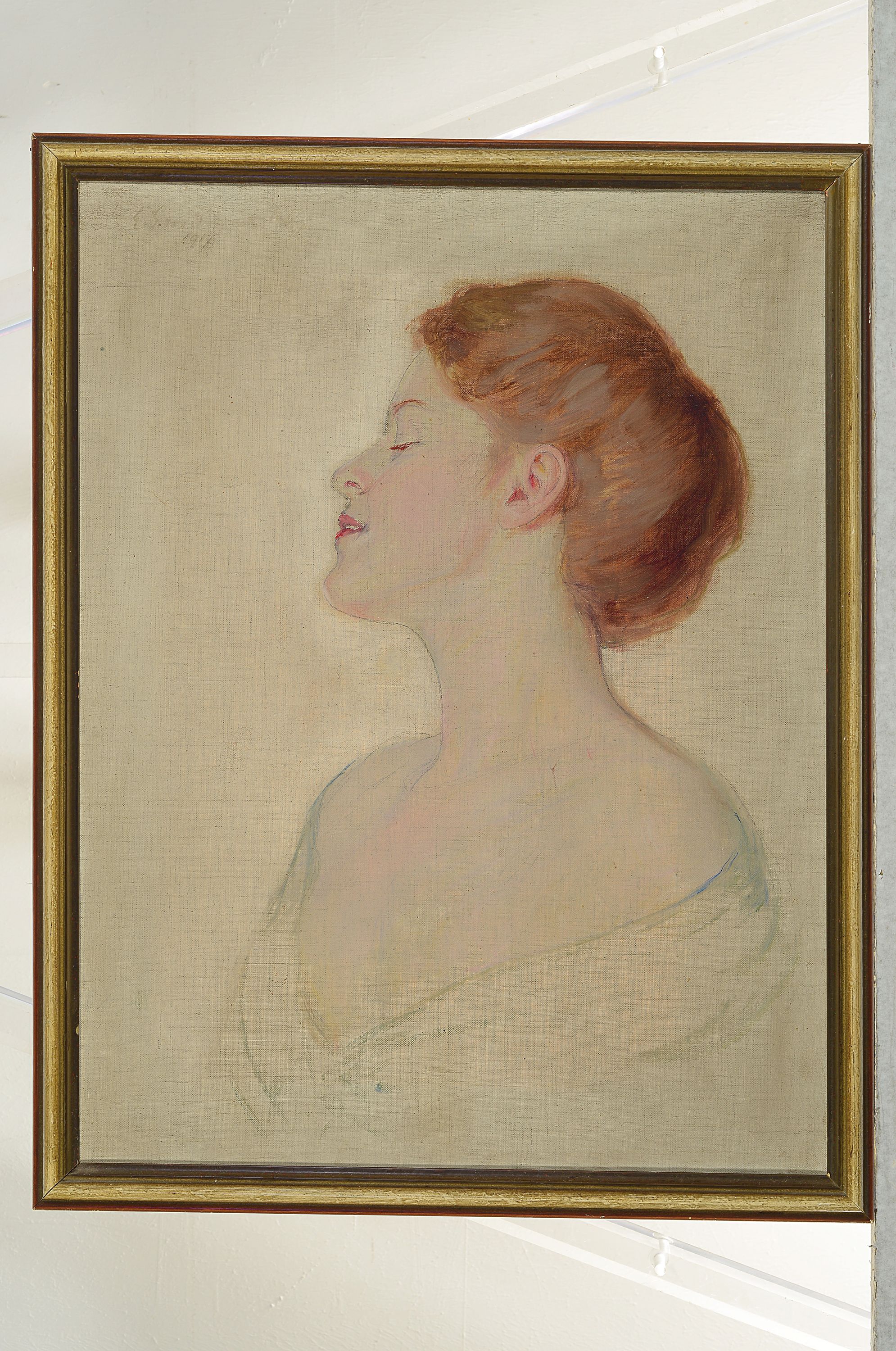 Detail k: S. von Salbrück, Anfang 20. Jh.,, Porträt einer jungen Dame, Öl/Lwd, li. o. signiert u dund dat. 1917, verschmutzt, ca. 51 x 39.5 cm, Holzleiste ...