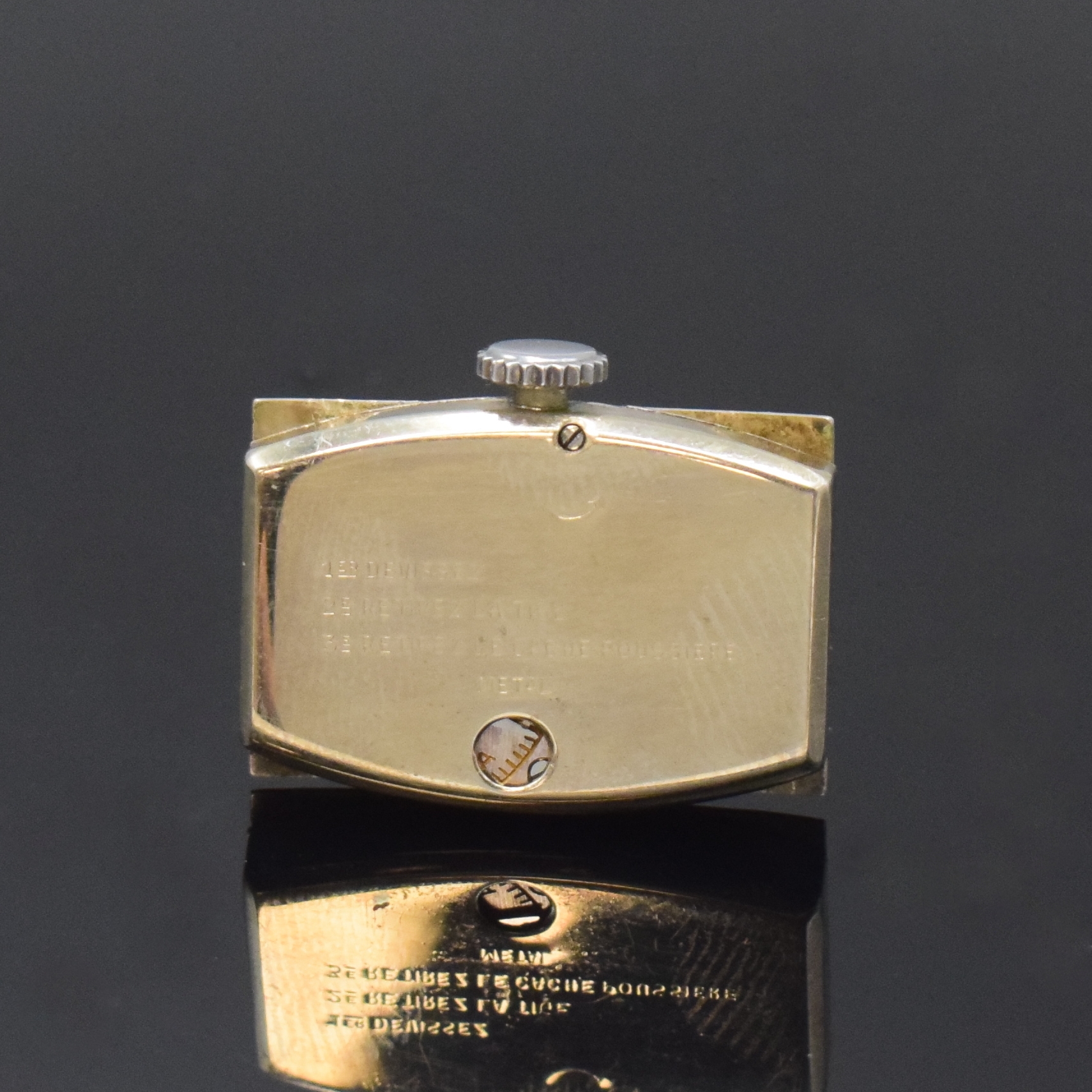 Detail e: OMEGA T17 rechteckige Armbanduhr in Stahl, Schweiz um 1936, Handaufzug, 2-tlg. Geh., Boden aufgedr., orig. Zifferbl. pat. m. emailliertem Druck, ...