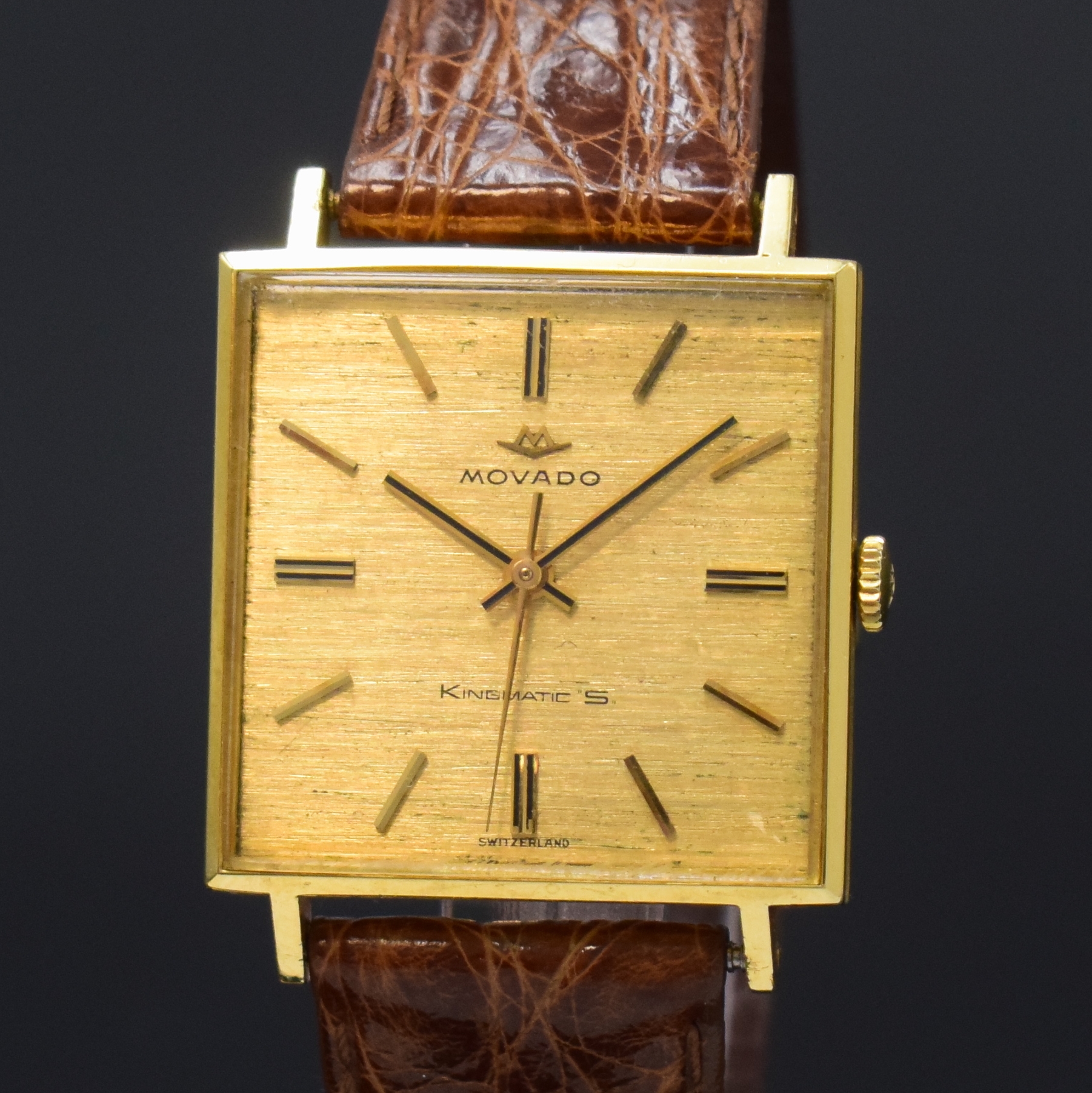 Detail a: MOVADO Kingmatic S quadratische Armbanduhr in GG 750/000, Schweiz um 1965, Automatik, 2- tlg. Geh., Boden aufgedr., orig. Krone, gold. ...